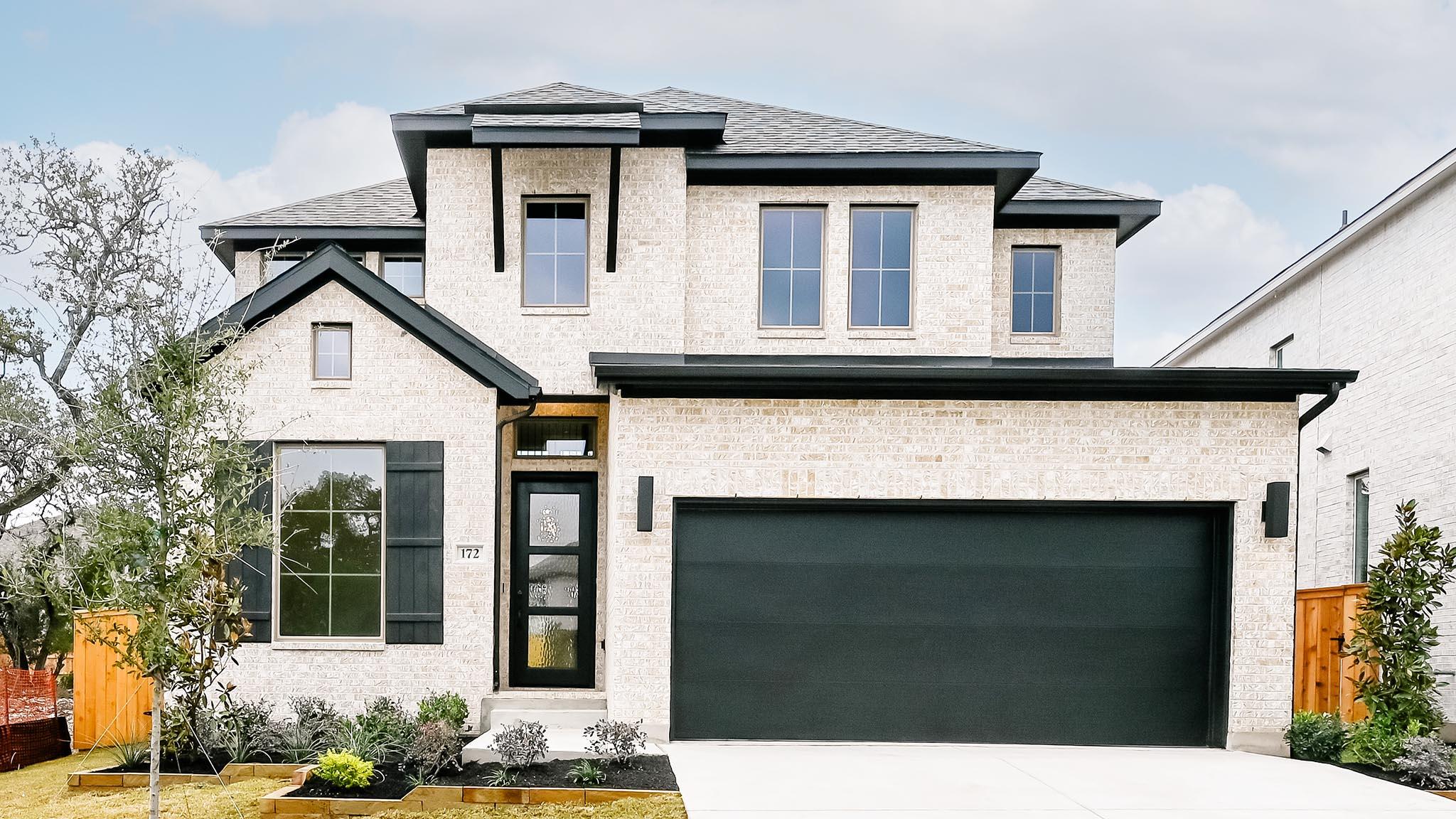 172 Basket Flower Loop Property Photo 1