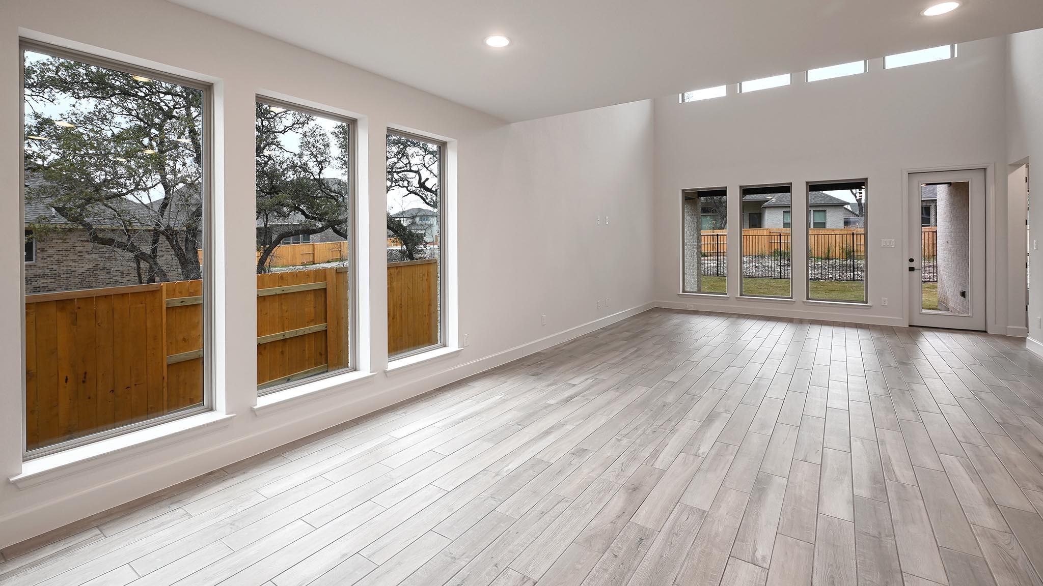 172 Basket Flower Loop Property Photo 7