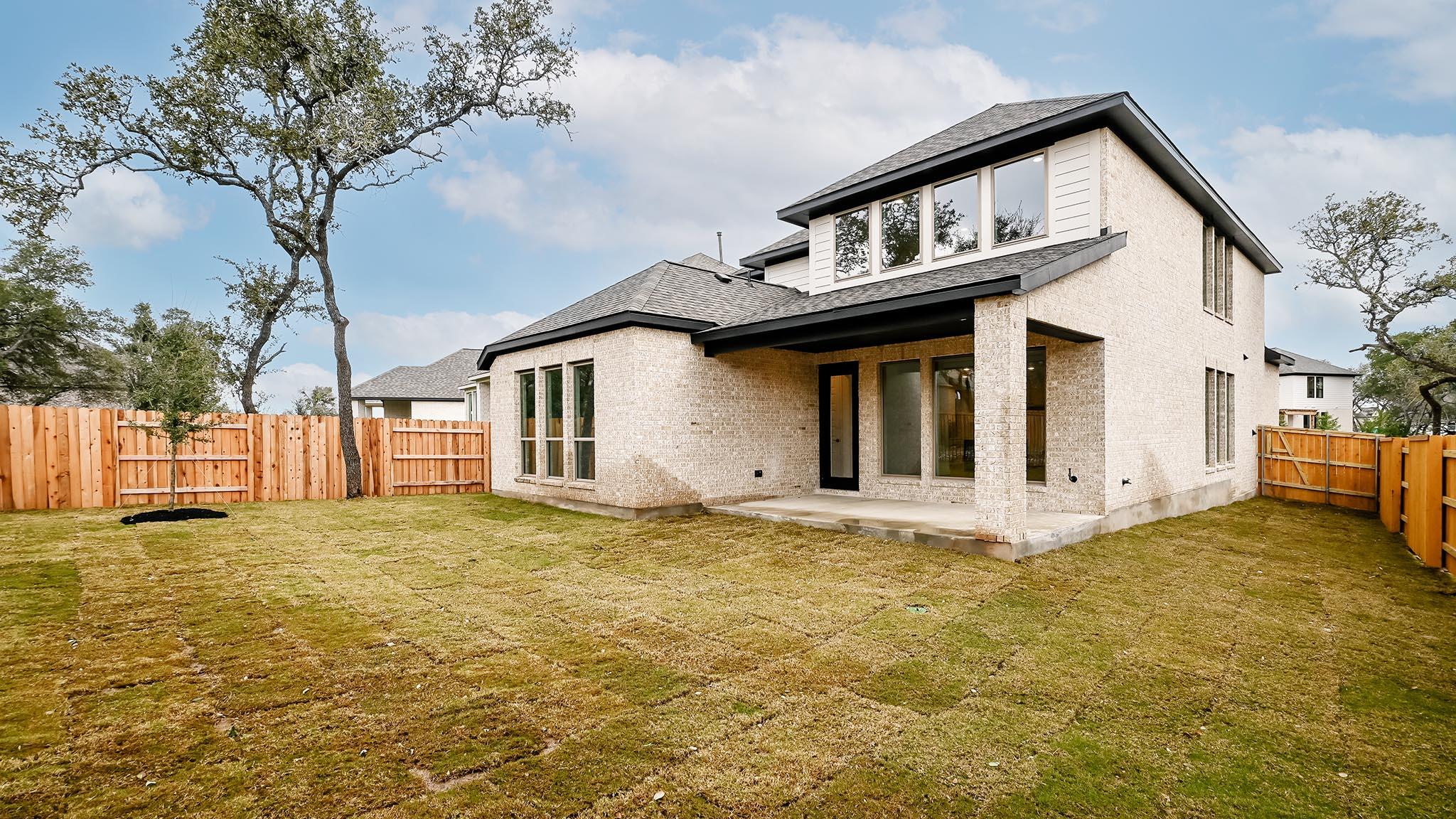 172 Basket Flower Loop Property Photo 11
