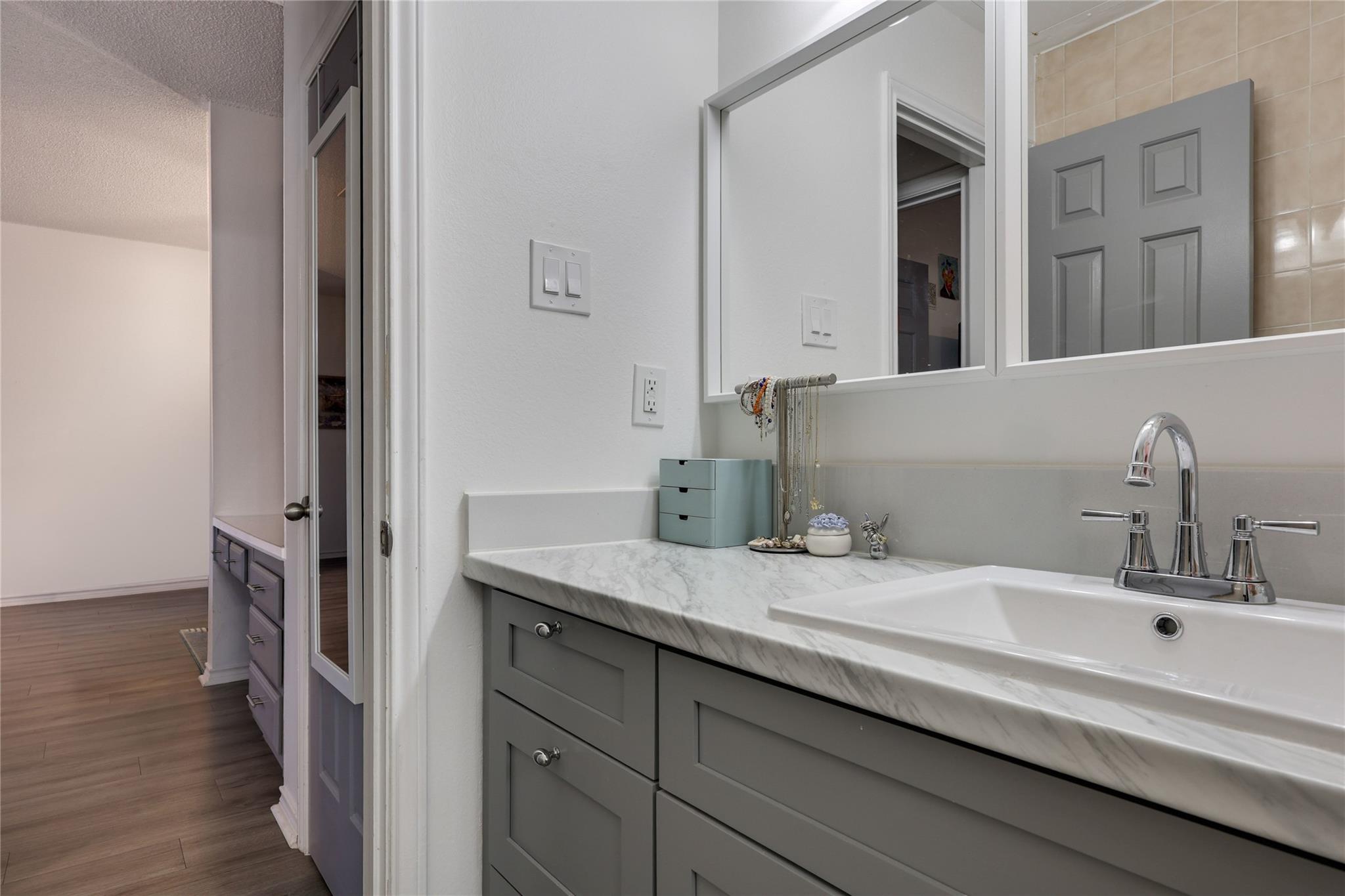3001 Cedar St #a-211 Property Photo 15