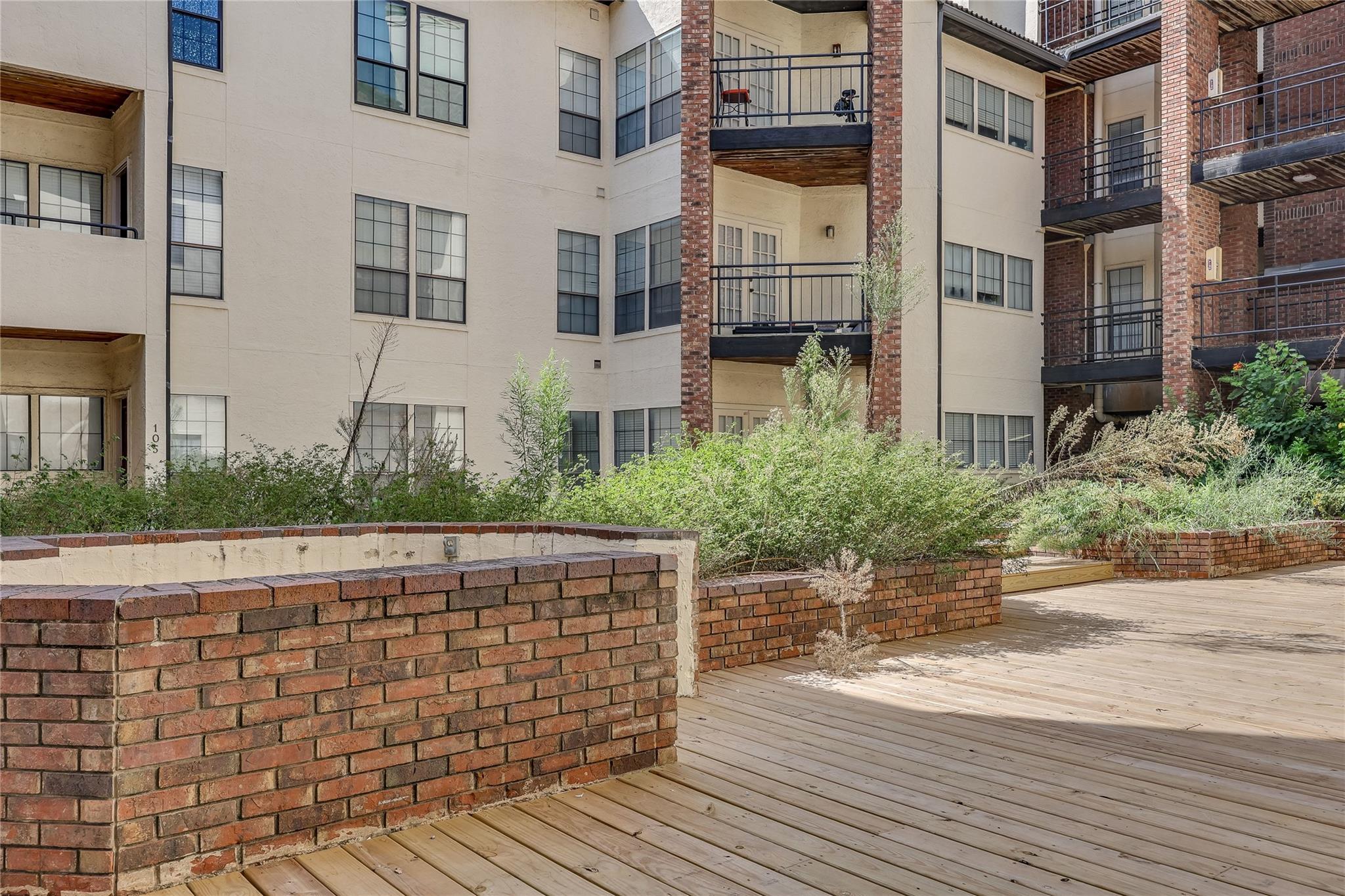 3001 Cedar St #a-211 Property Photo 32