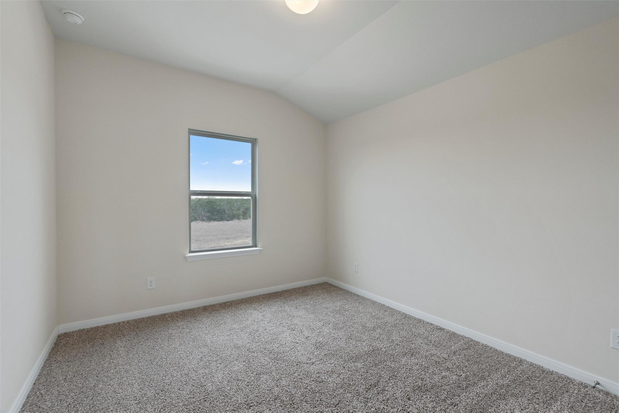 142 Arena Dr Property Photo 23