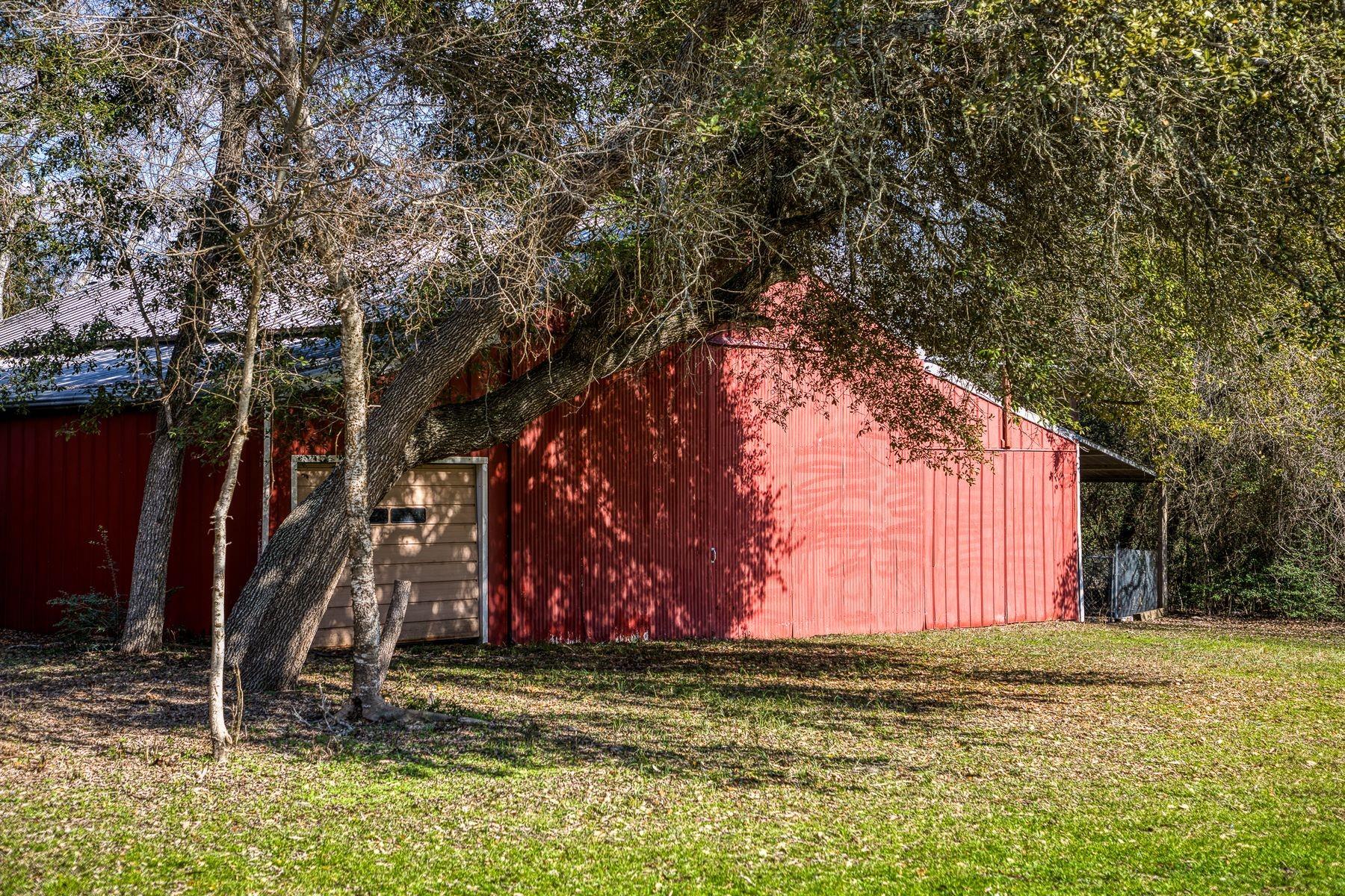 9865 Fm 2981 Property Photo 27