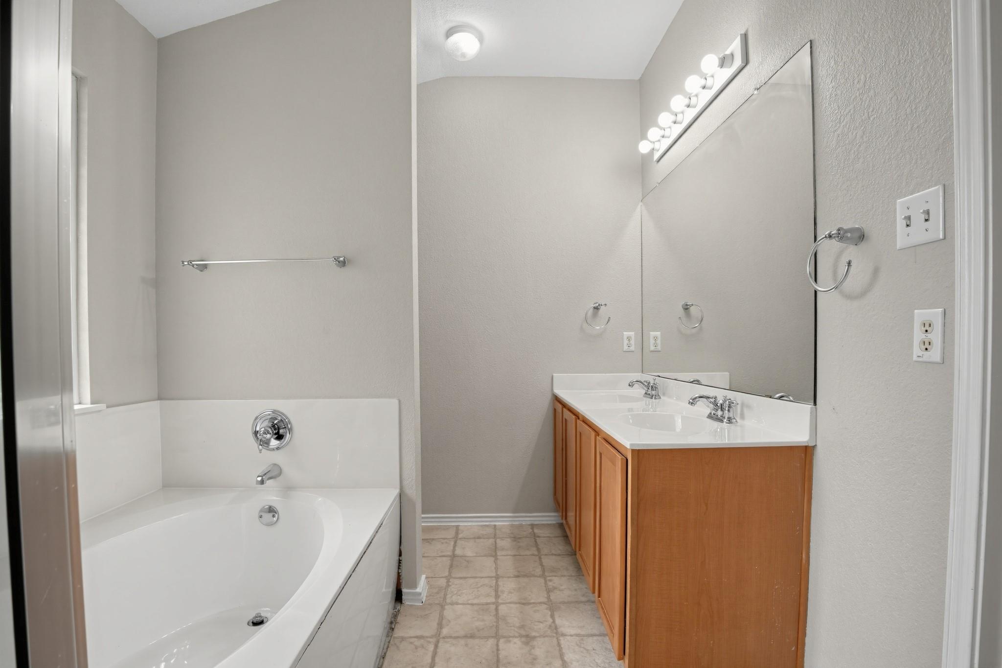 1417 Sweet Leaf Ln Property Photo 28
