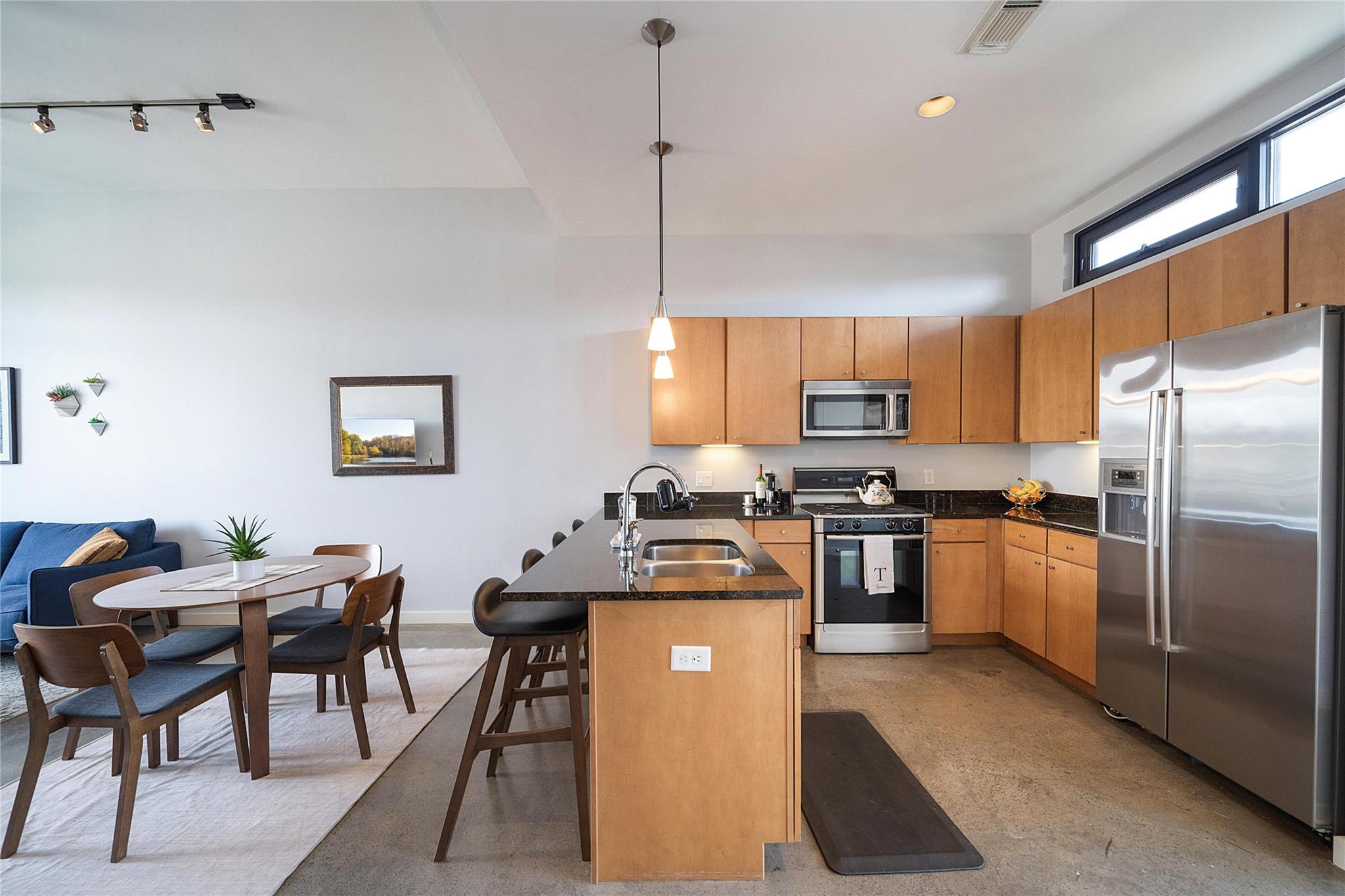 2525 S Lamar Blvd #304 Property Photo 8