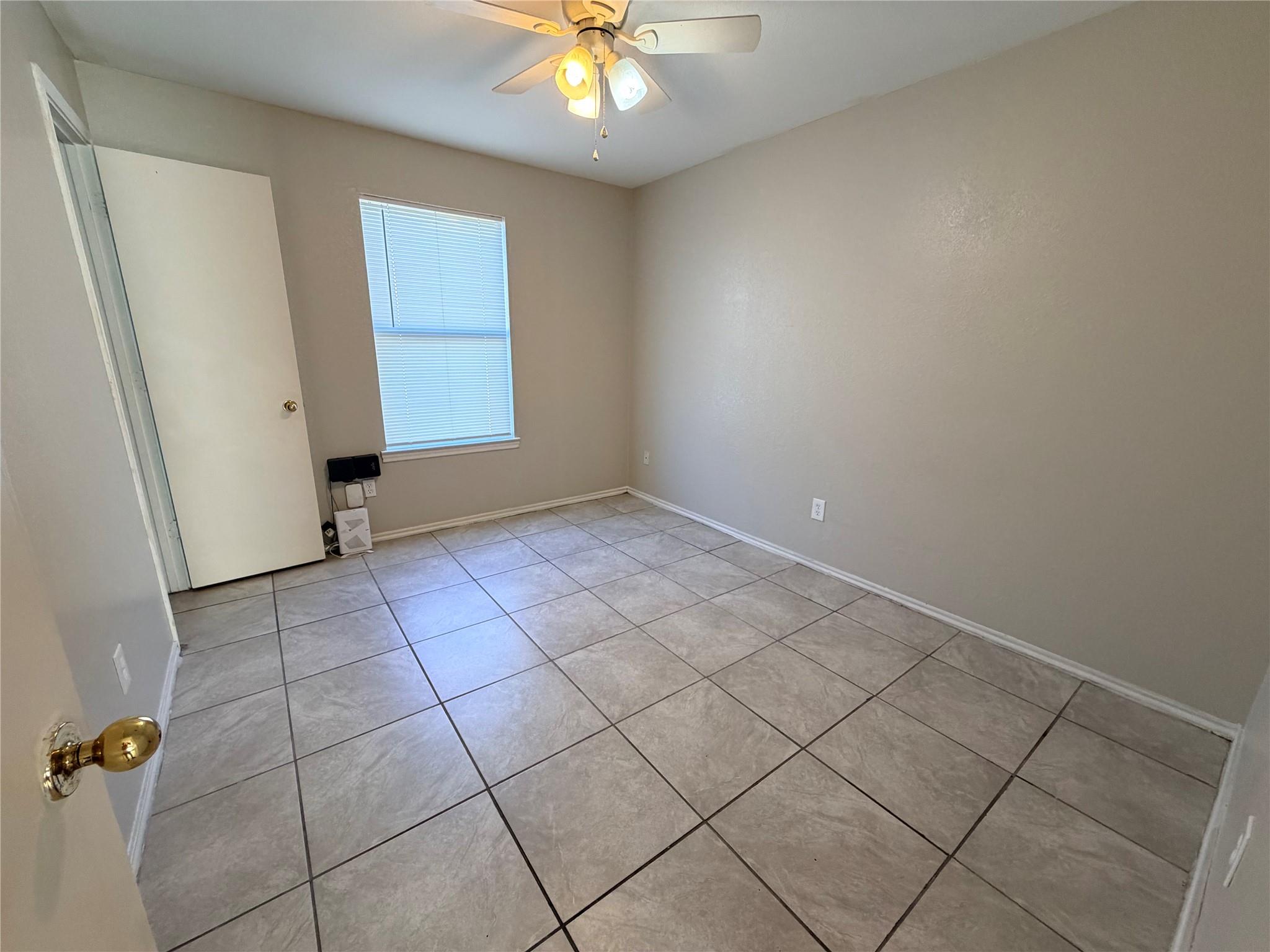 1501 Benttree Dr Property Photo 8