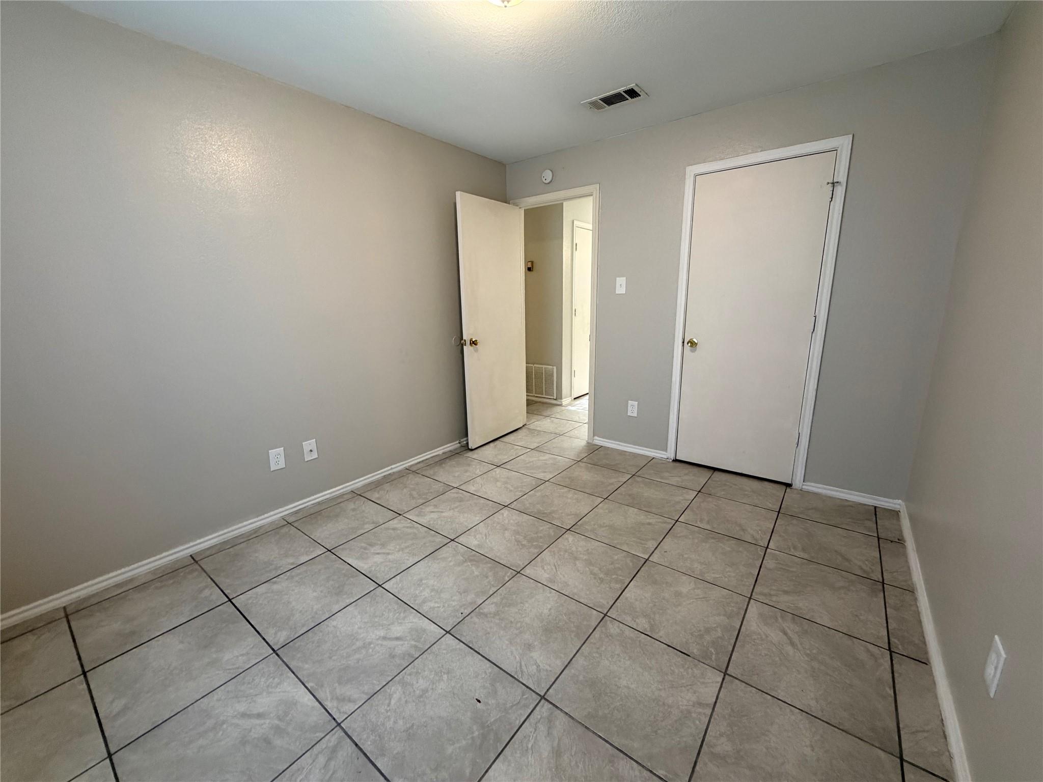 1501 Benttree Dr Property Photo 14