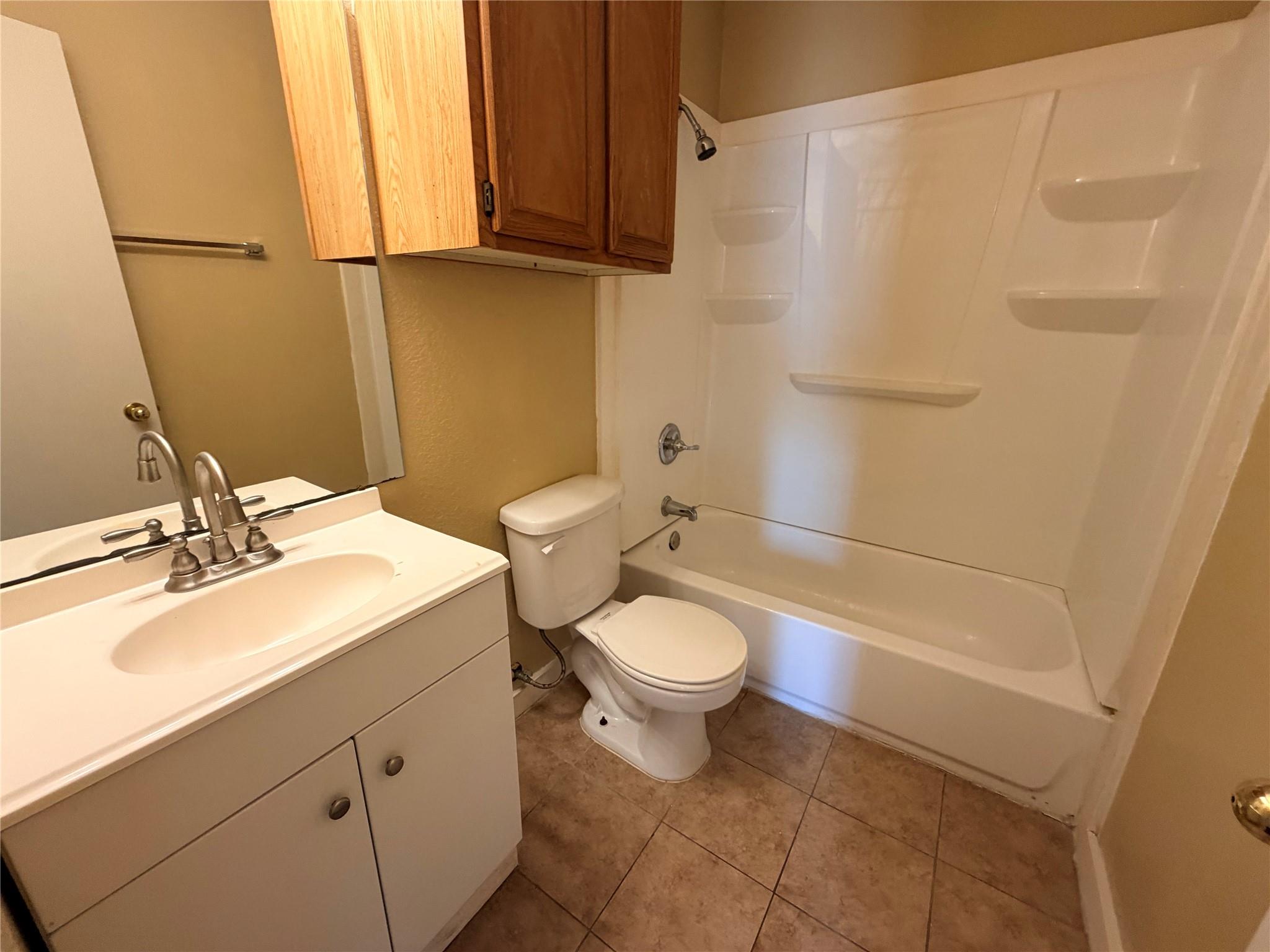 1501 Benttree Dr Property Photo 24