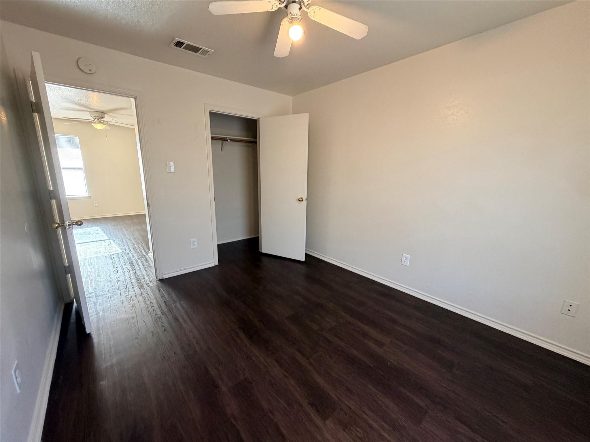 1501 Benttree Dr Property Photo 27