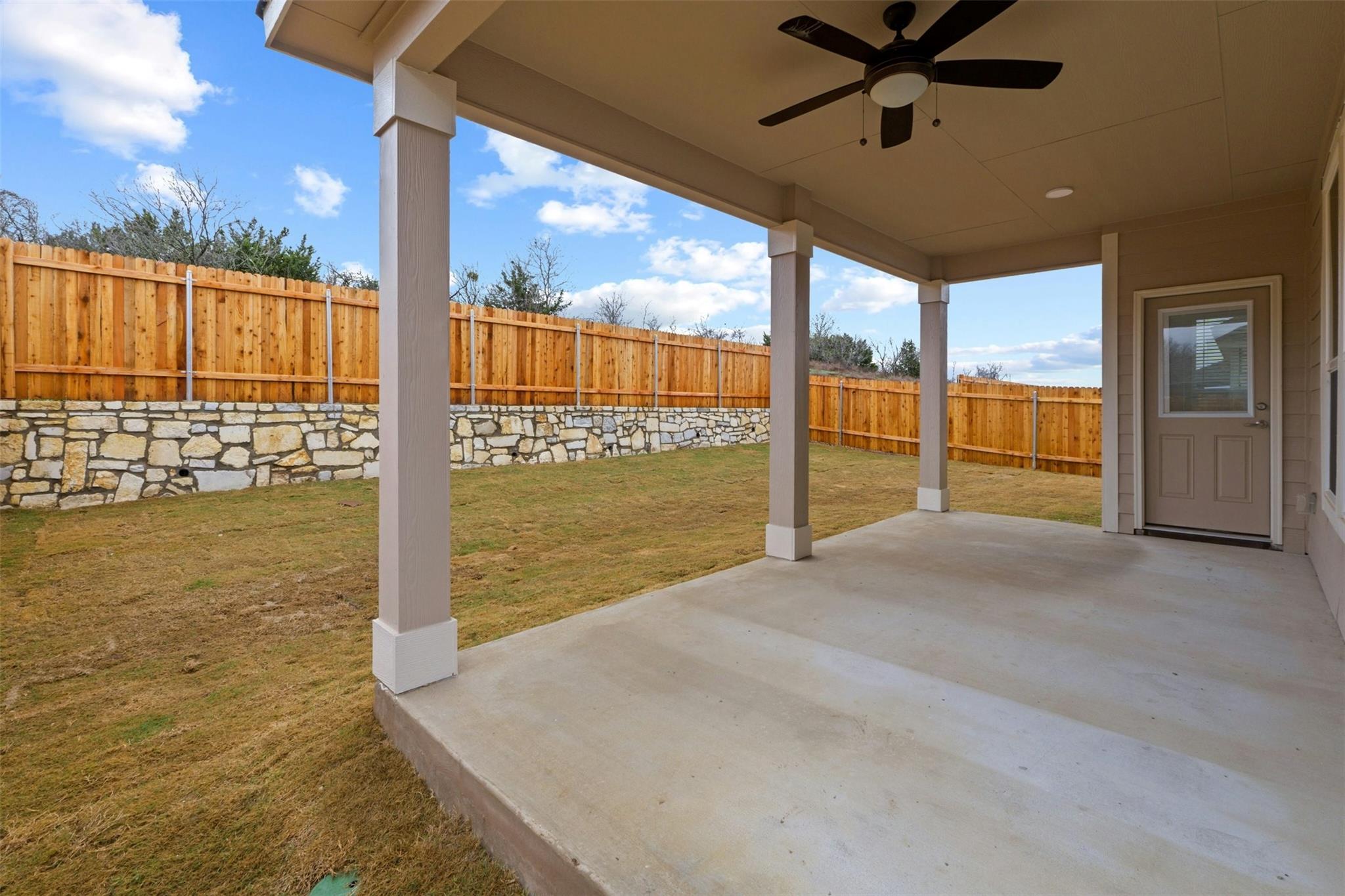 8200 Tranquil Glade Trl Property Photo 35