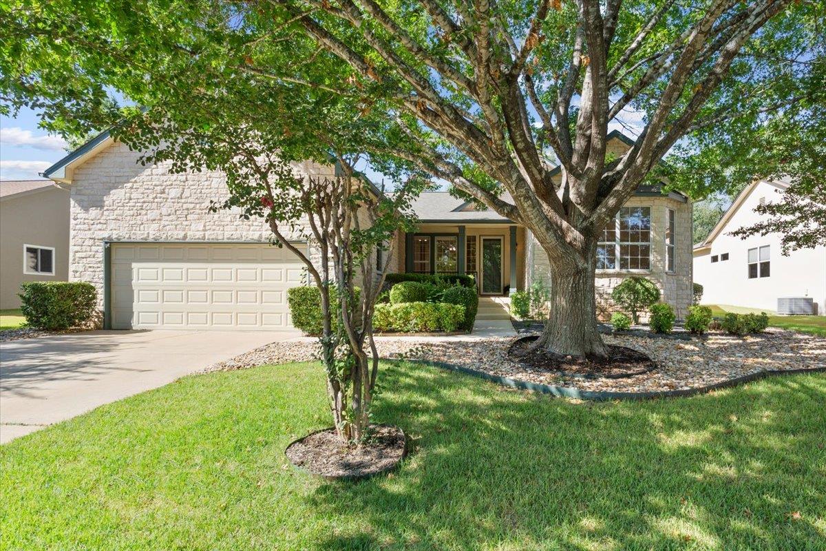 120 Mountain Laurel Way Property Photo 2