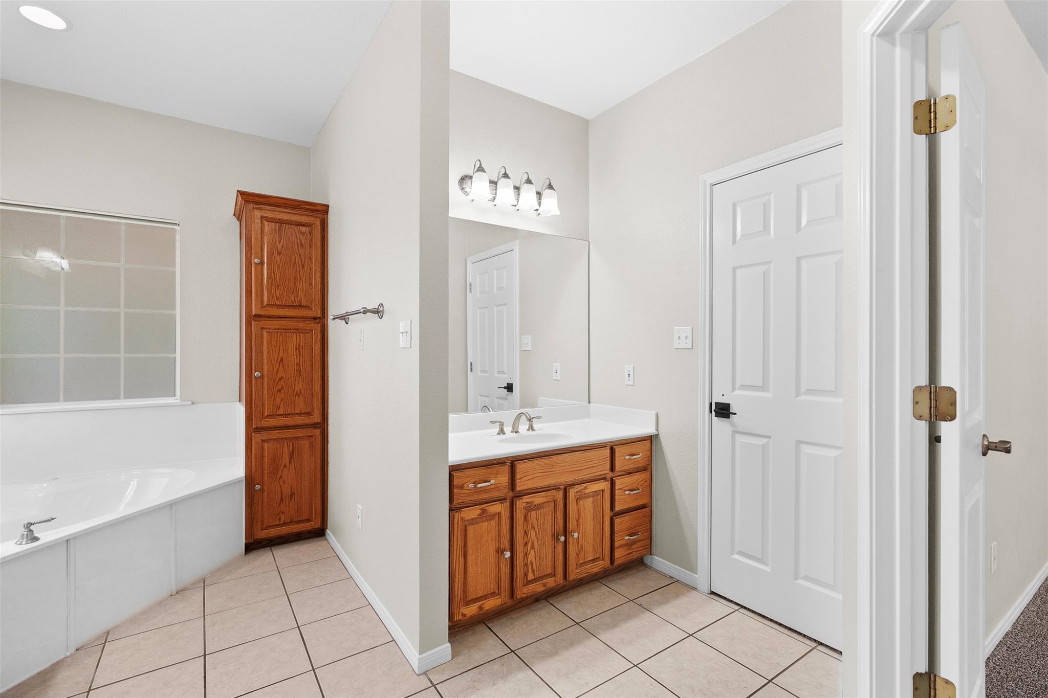 1412 Indian Trl Property Photo 18