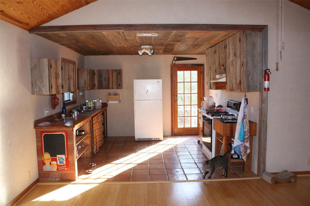 100 Valley Verde Ct Property Photo 3