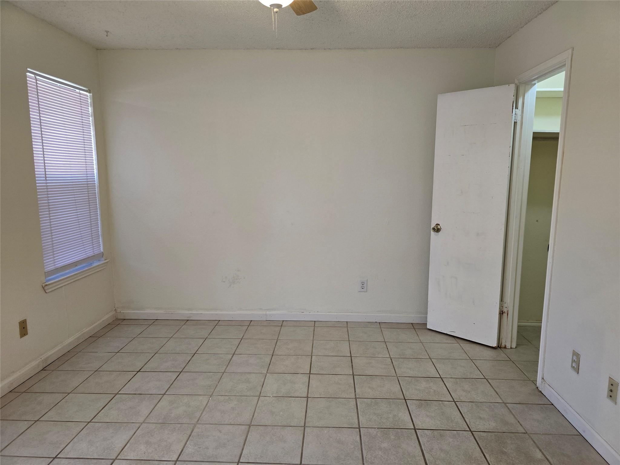 5808 Spring Meadow Rd Property Photo 10