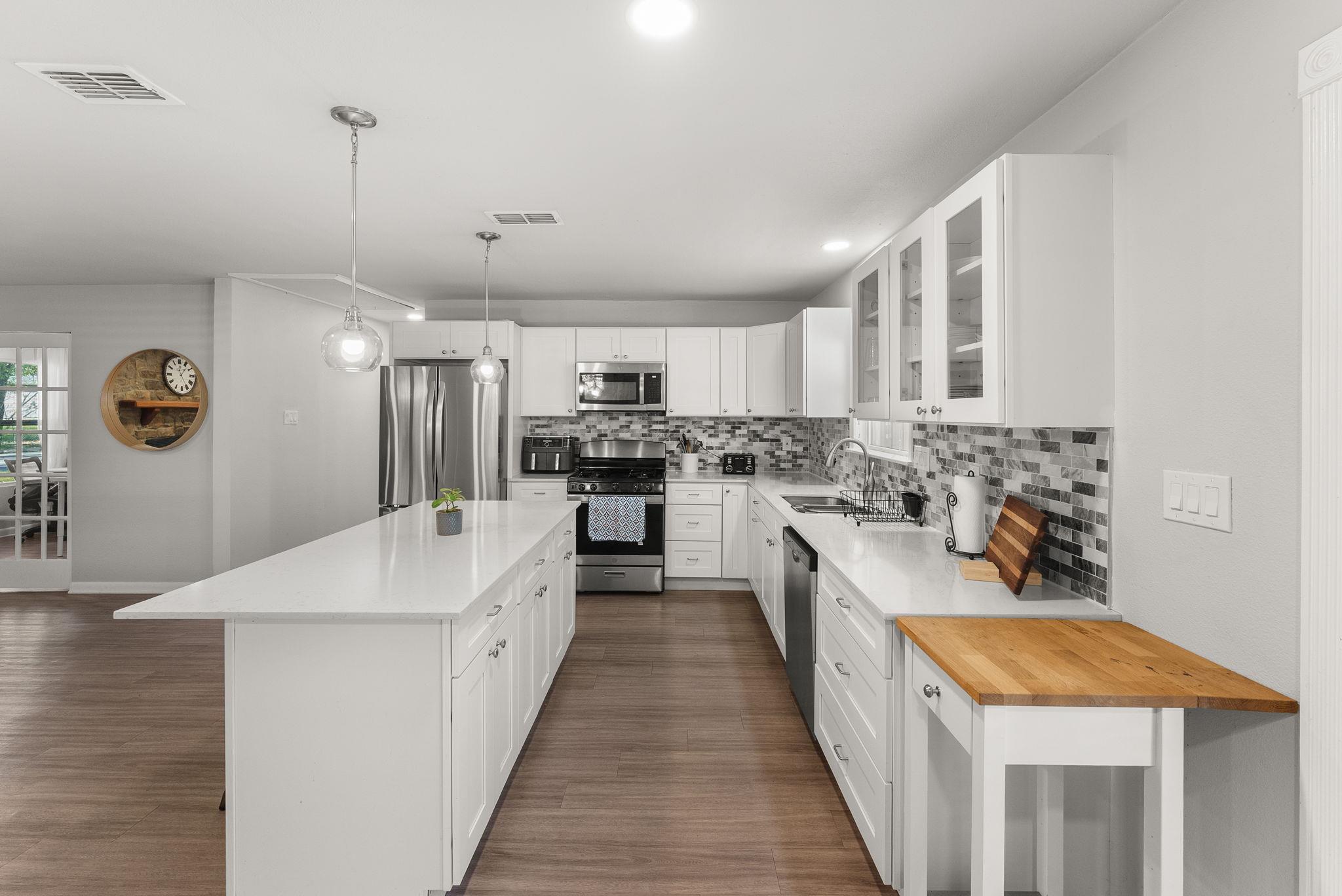 2207 North Plains Ave Property Photo 7