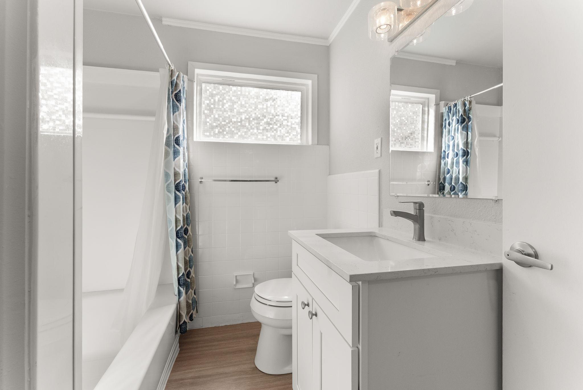 2207 North Plains Ave Property Photo 17