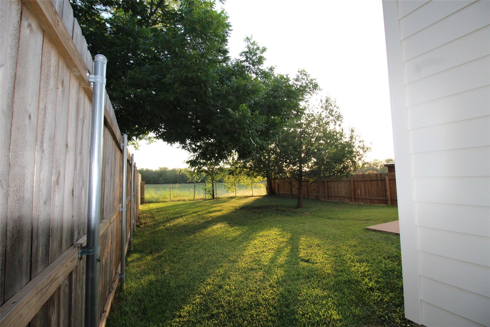 8622 Piney Creek Bnd Property Photo 4