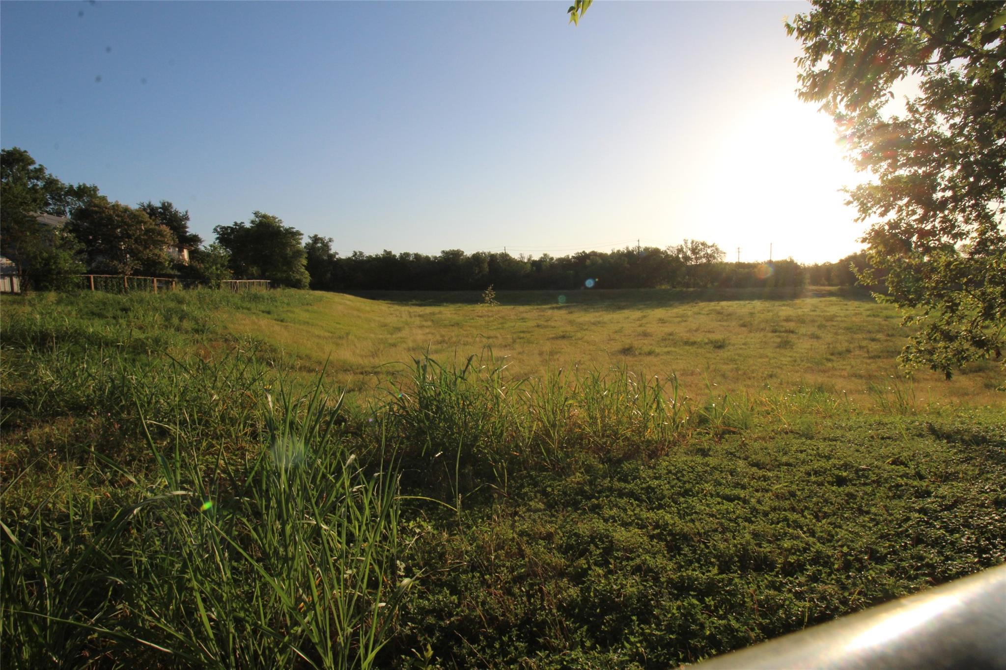 8622 Piney Creek Bnd Property Photo 7