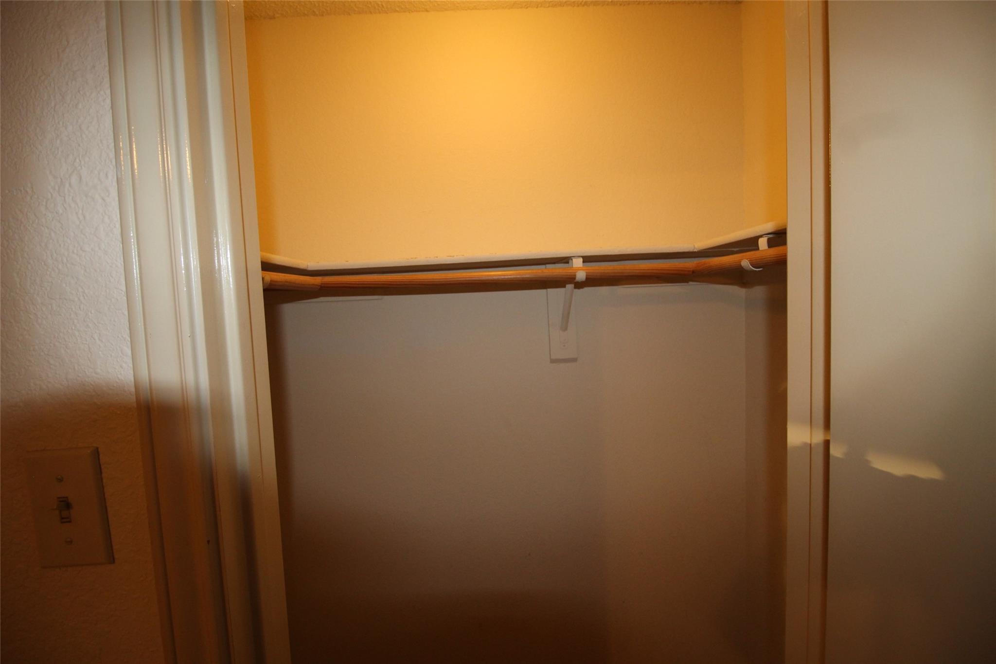 8622 Piney Creek Bnd Property Photo 12