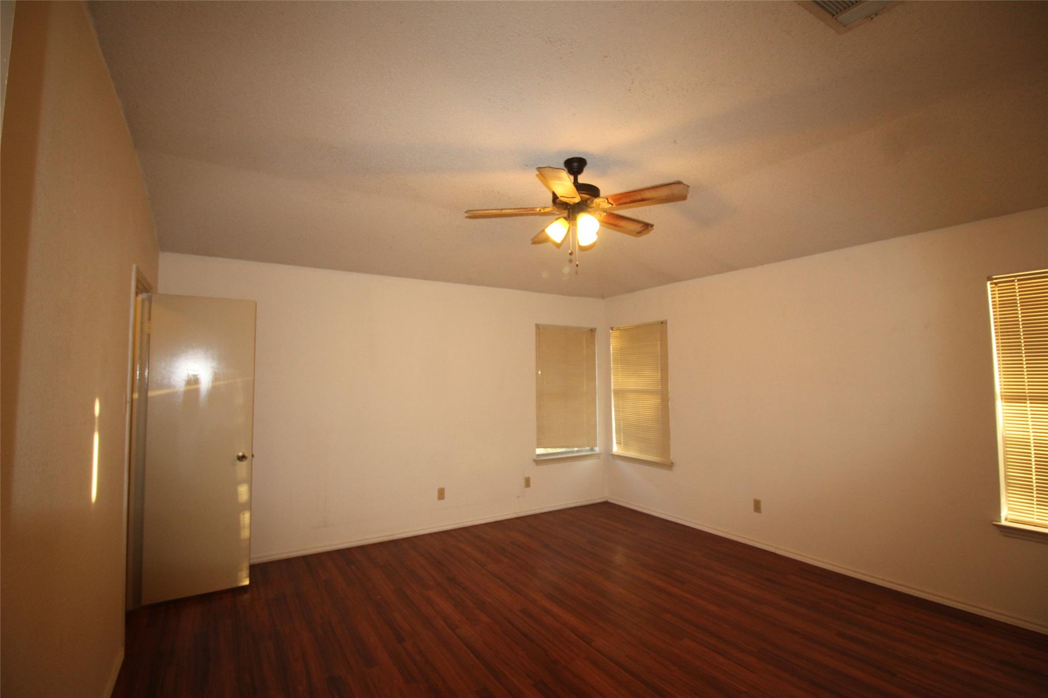 8622 Piney Creek Bnd Property Photo 25
