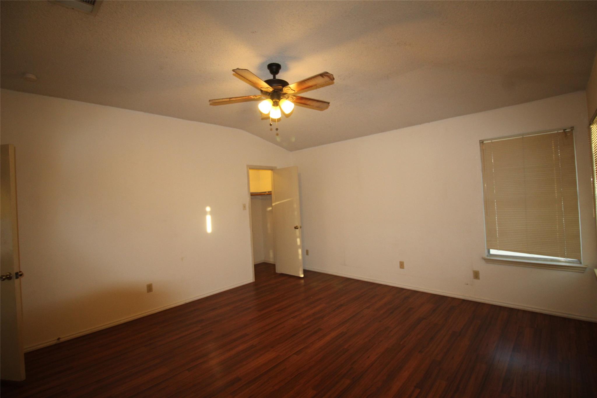 8622 Piney Creek Bnd Property Photo 26