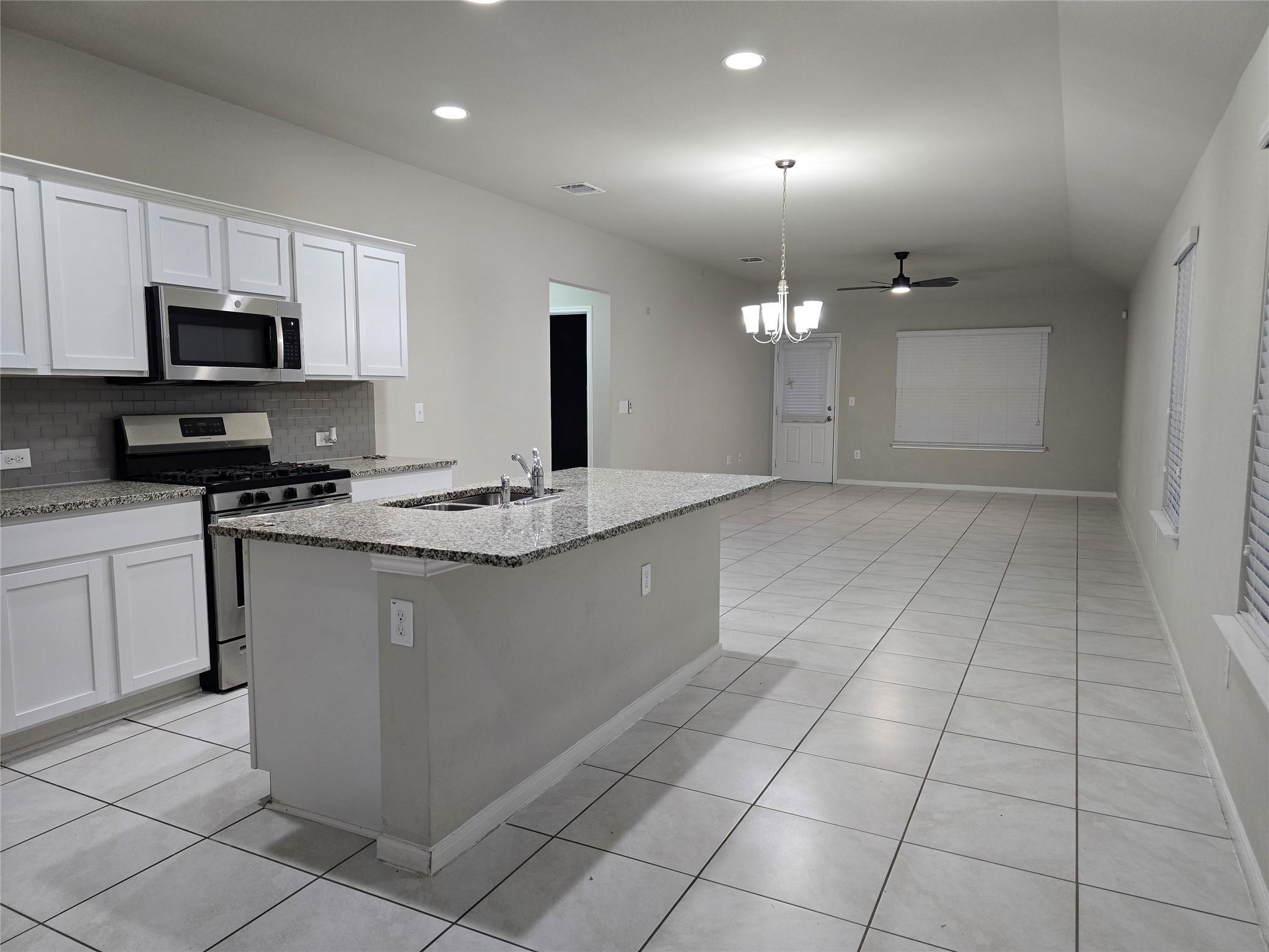 10303 Tildon Ave Property Photo 12
