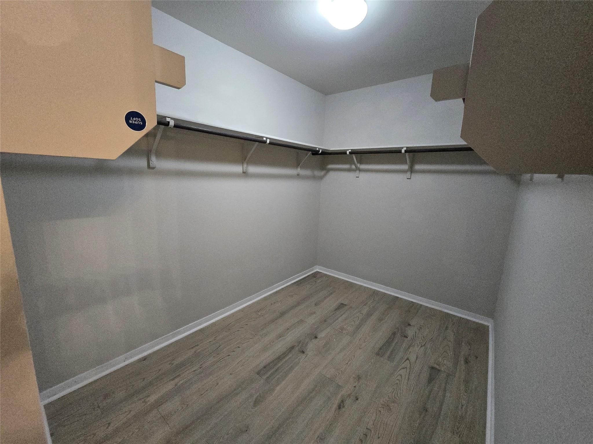 10303 Tildon Ave Property Photo 16