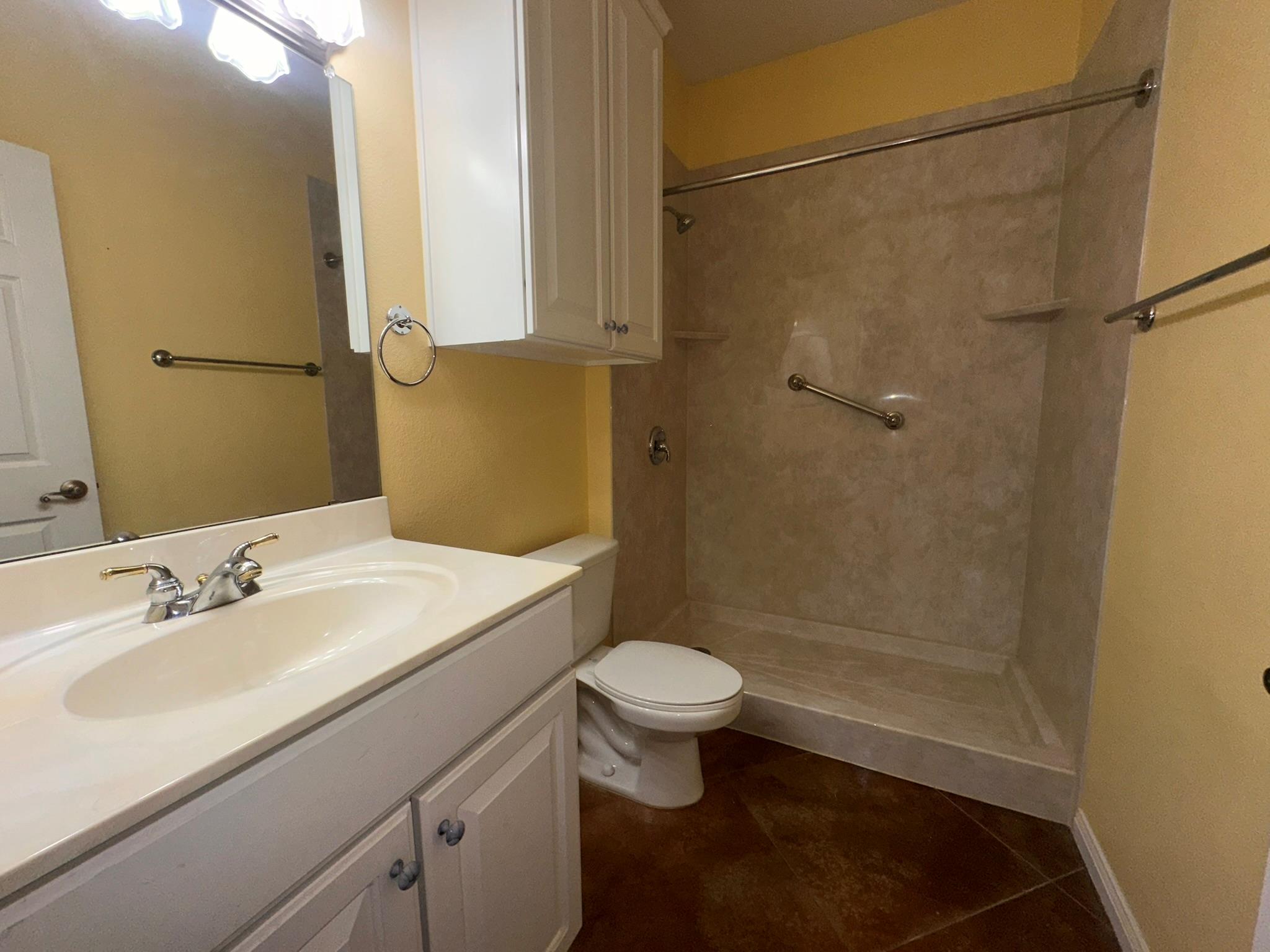 425 Crestwood Dr Property Photo 25