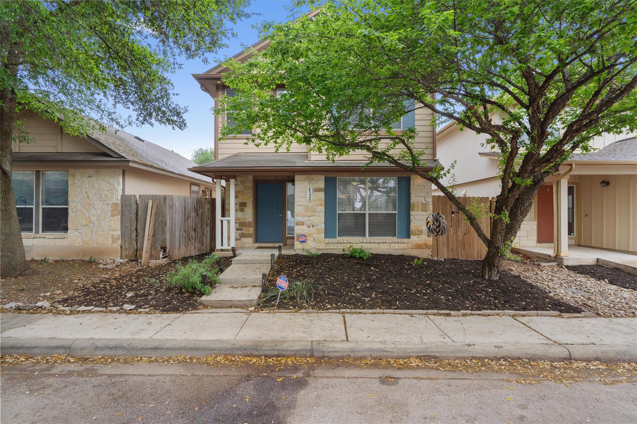 4524 Felicity Ln Property Photo 1