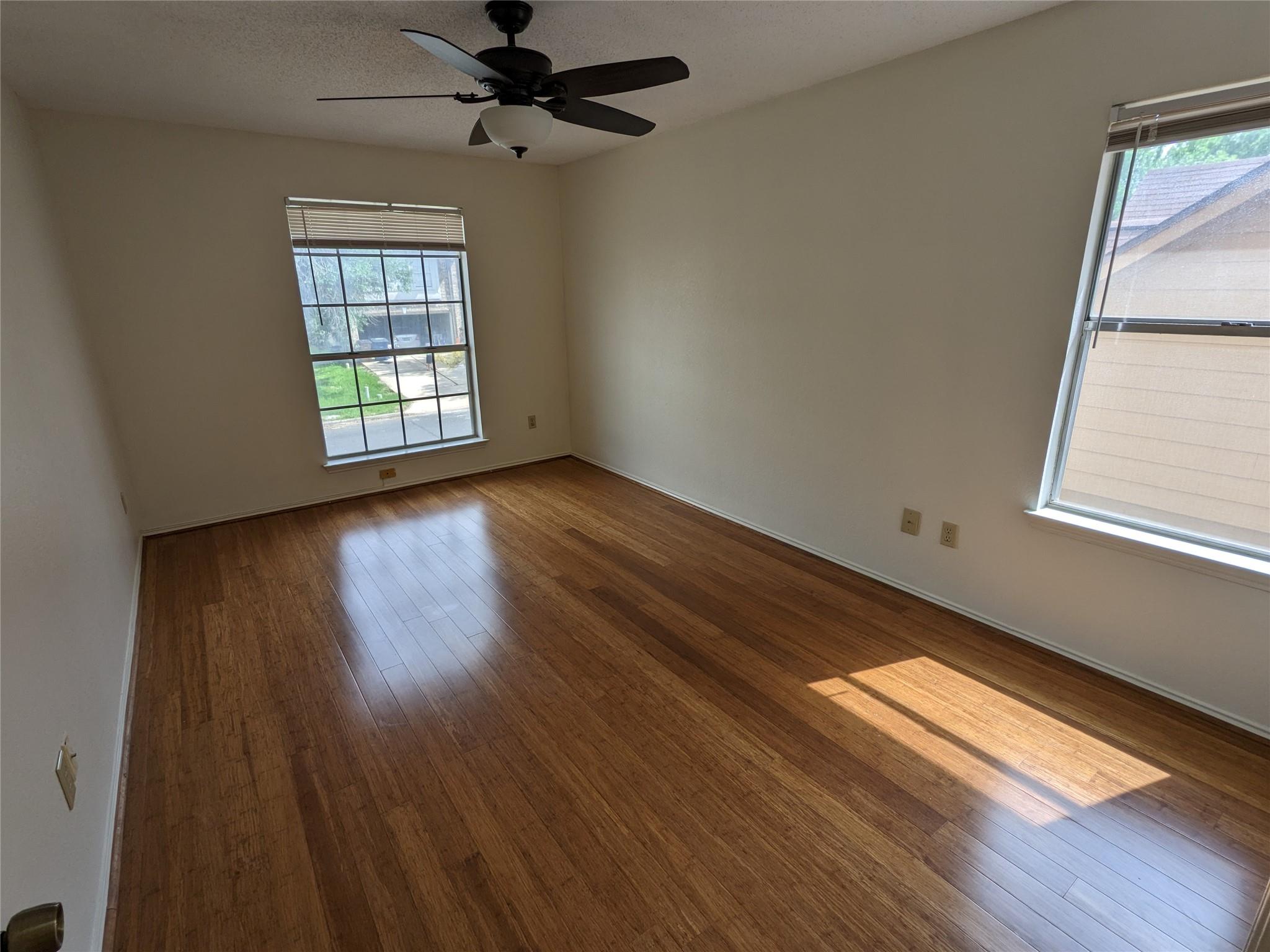 8608 Dandelion Trl Property Photo 12