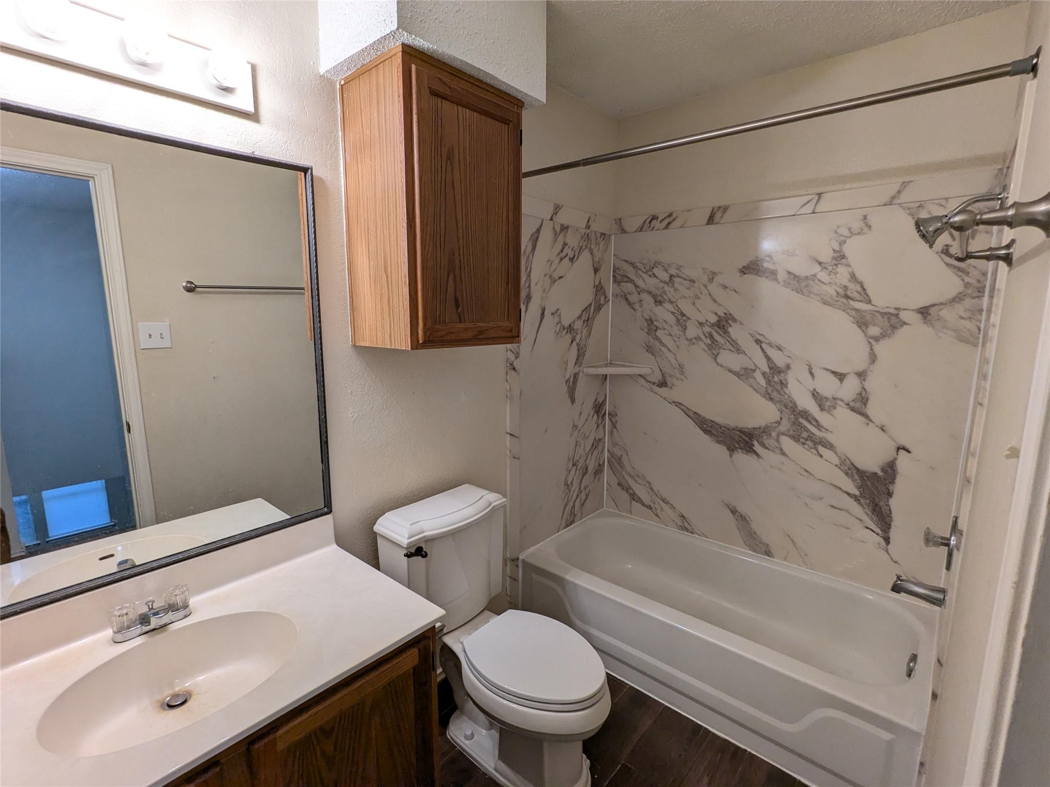 8608 Dandelion Trl Property Photo 14