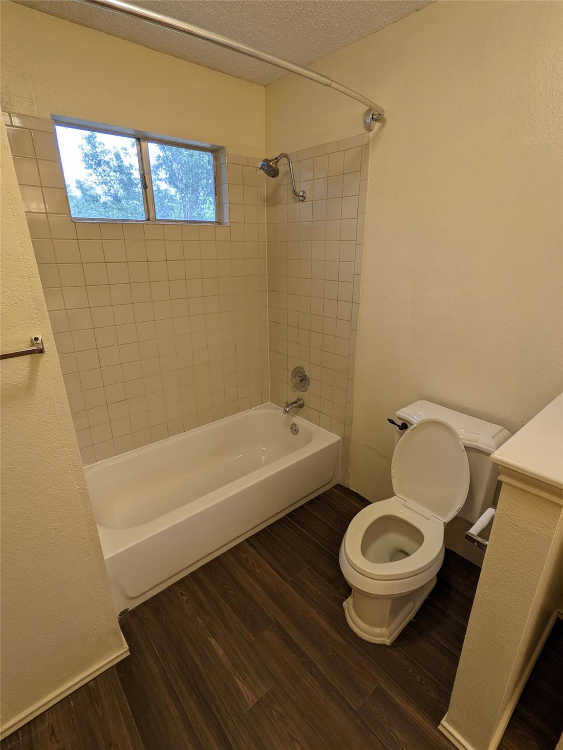 8608 Dandelion Trl Property Photo 24