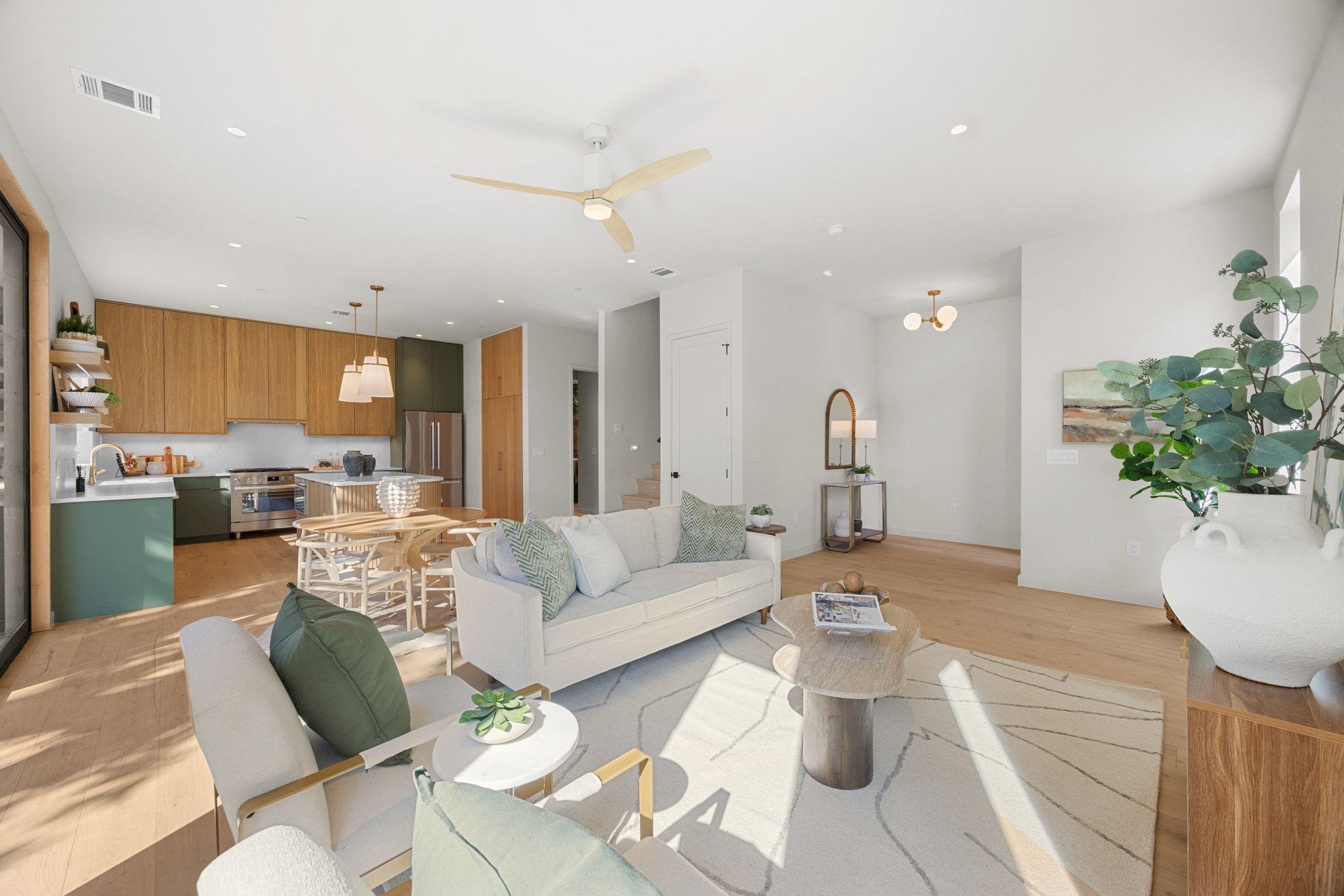 1175 Navasota St #2 Property Photo 14