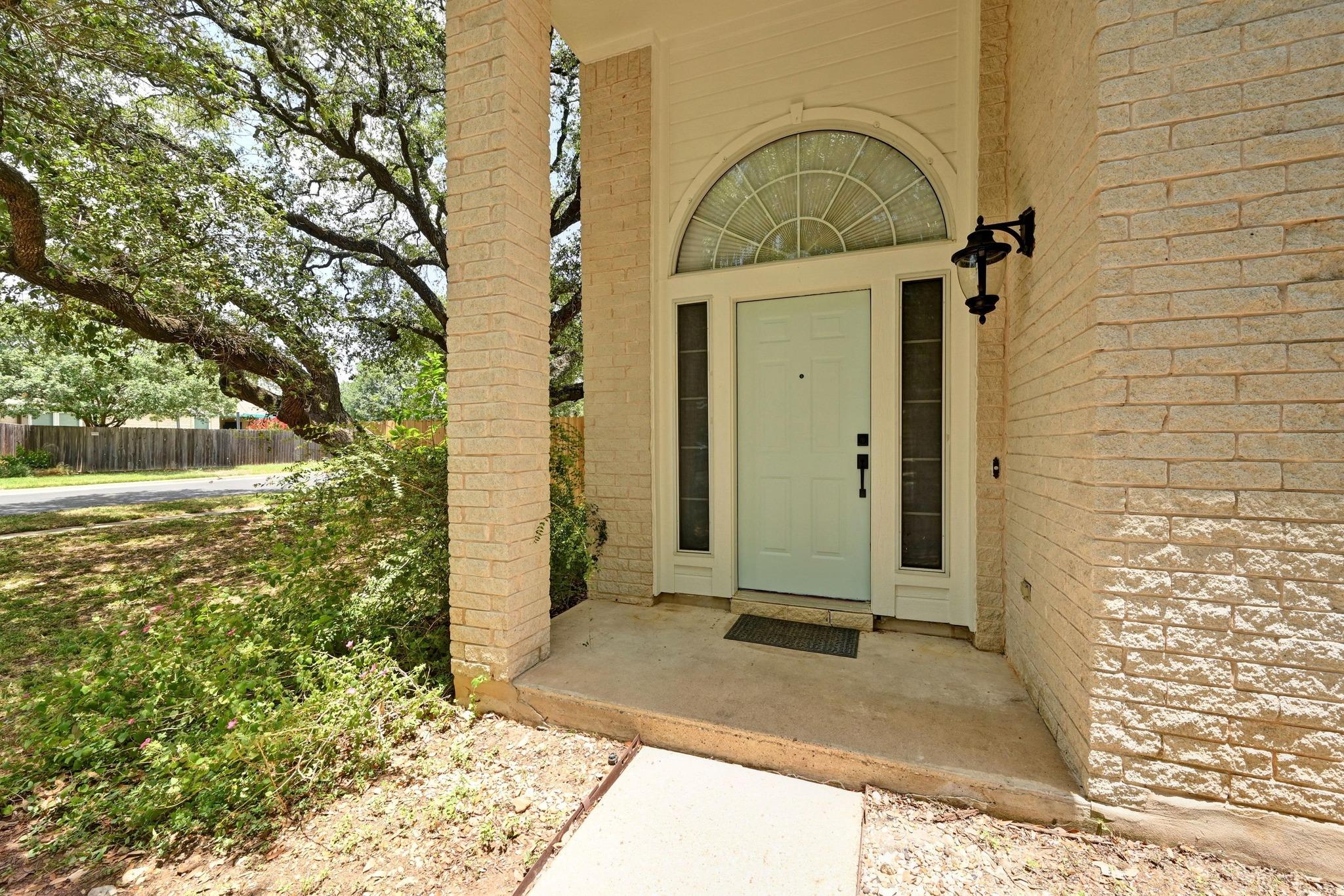 4460 Bremner Dr Property Photo 2