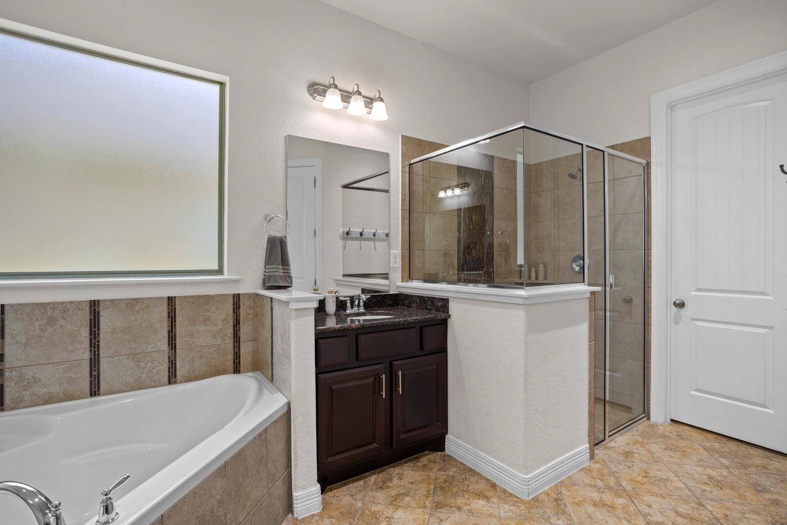 522 Carriage House Dr #43 Property Photo 25