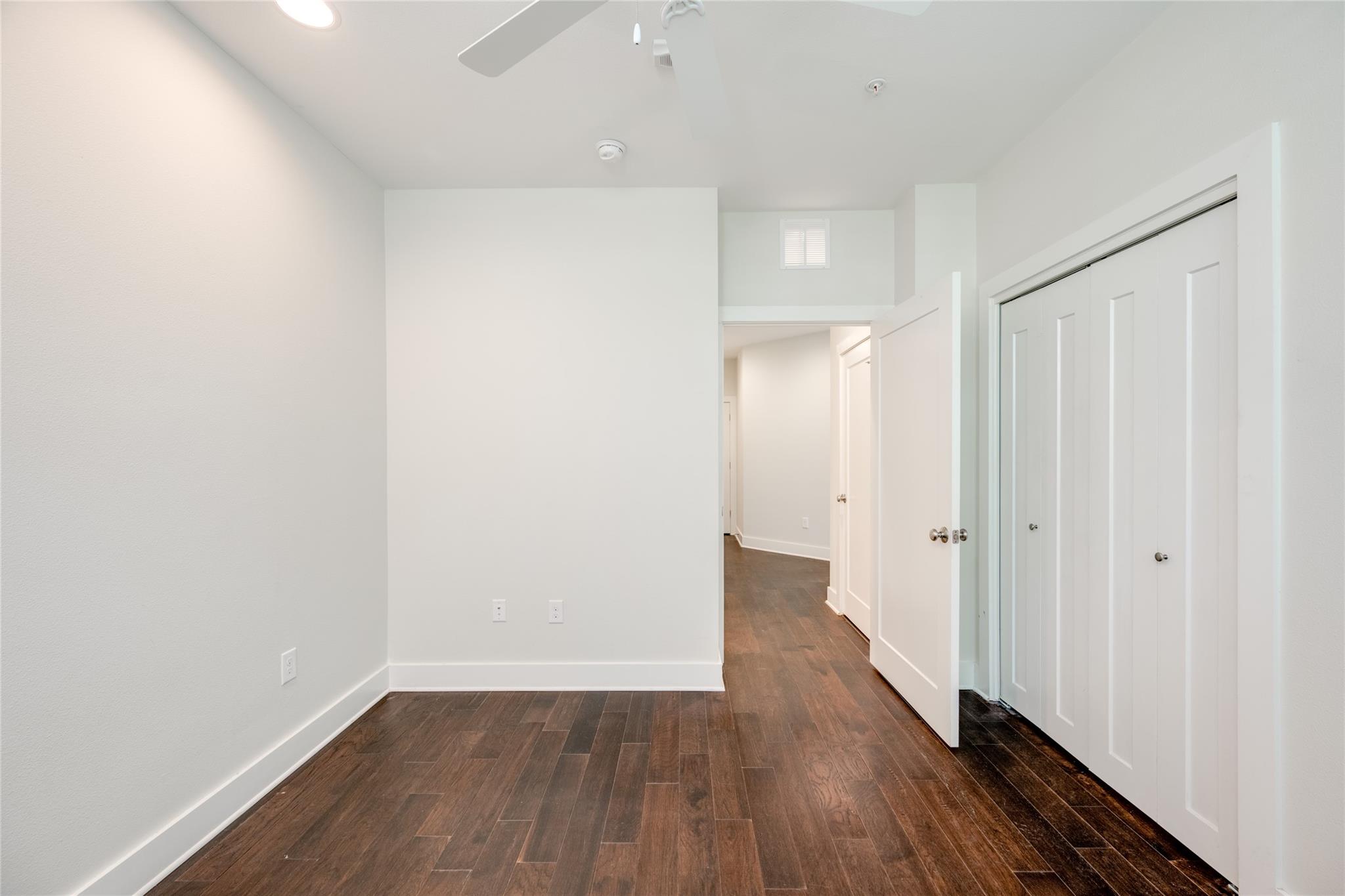 908 Nueces St #12 Property Photo 14
