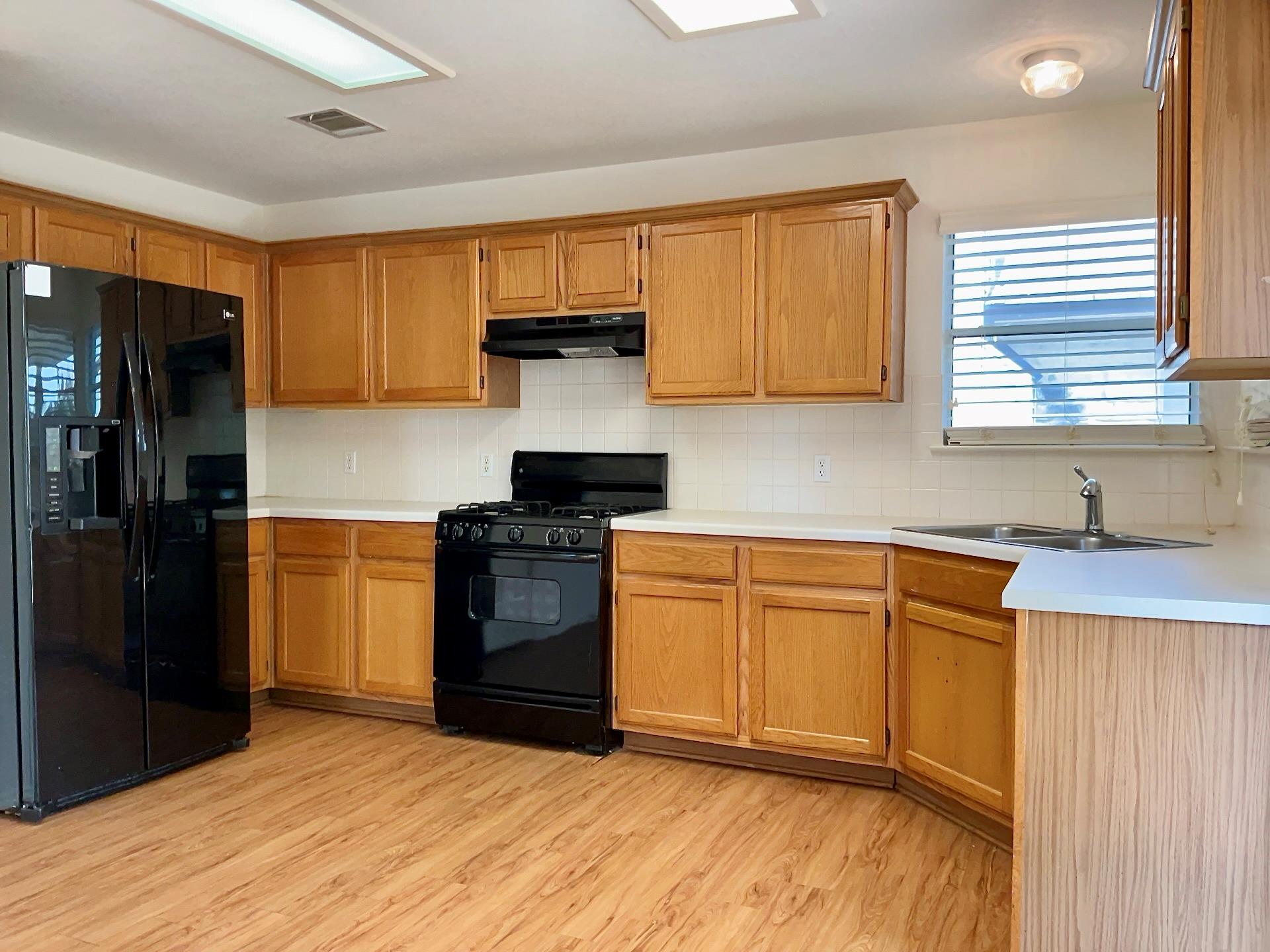 3123 Jazz St Property Photo 11