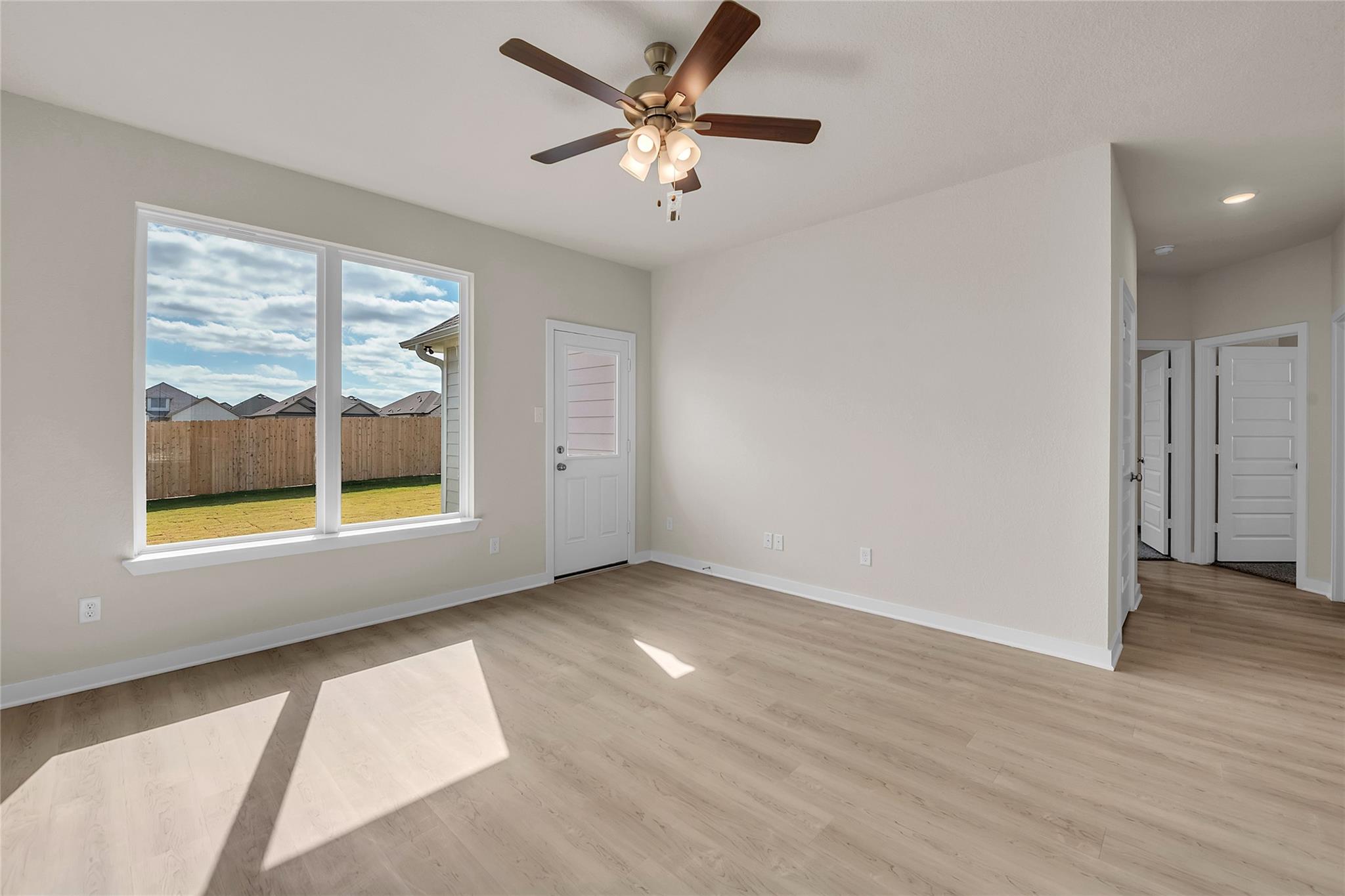 290 Boatright Blvd Property Photo 10