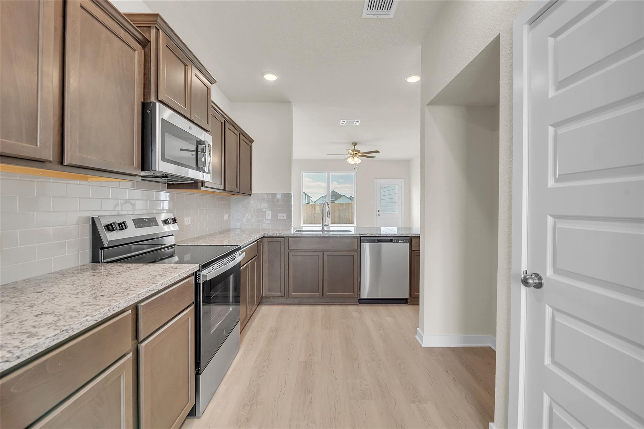 290 Boatright Blvd Property Photo 17