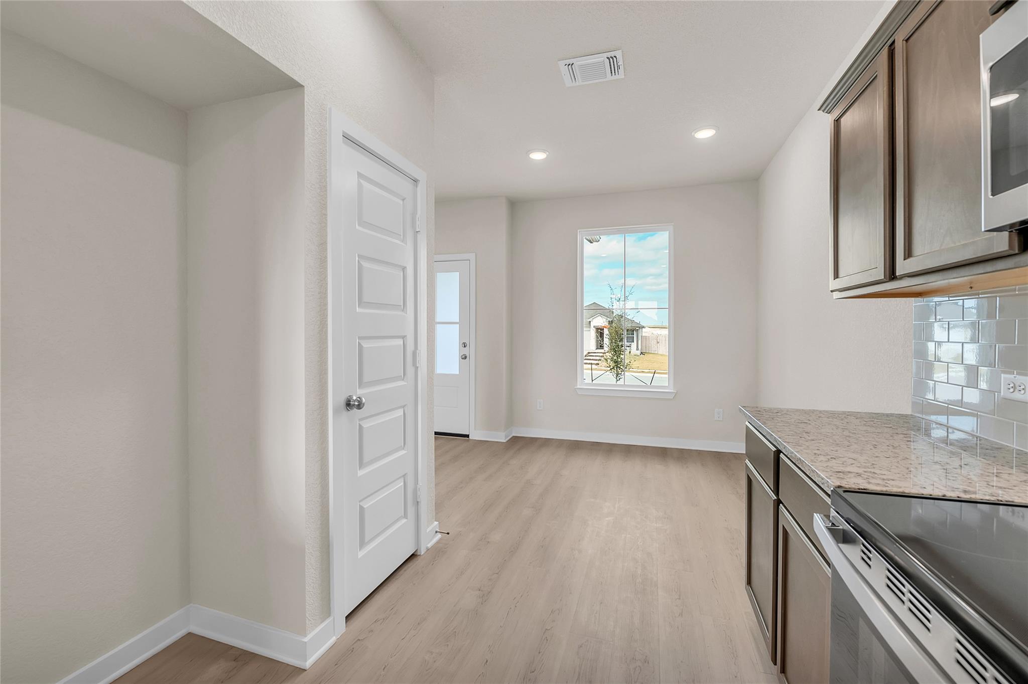 290 Boatright Blvd Property Photo 18