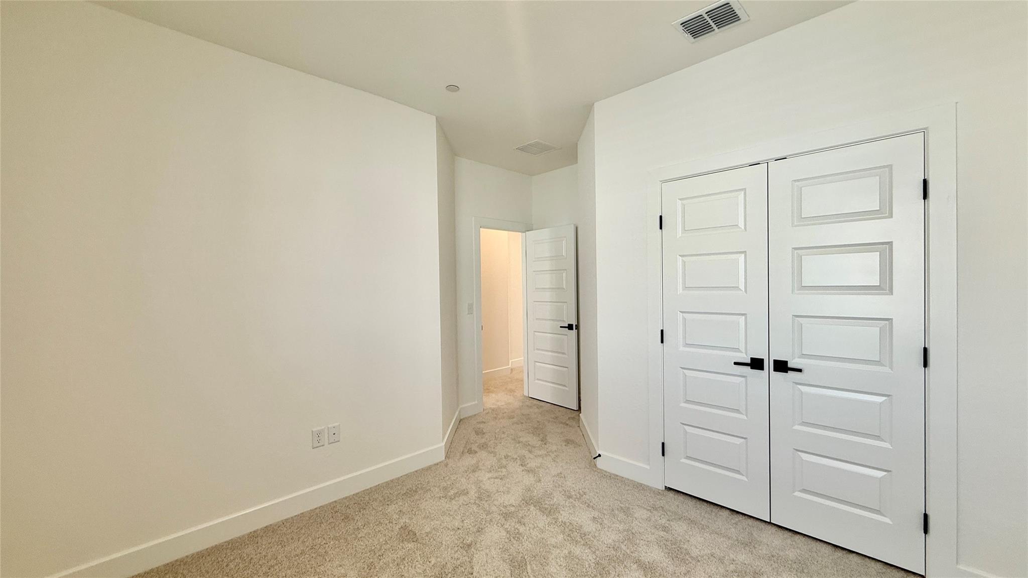 1016 Brickell Loop #b Property Photo 15