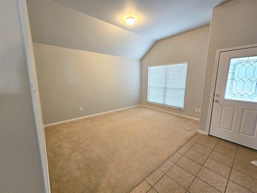 15301 Fernhill Dr Property Photo 6