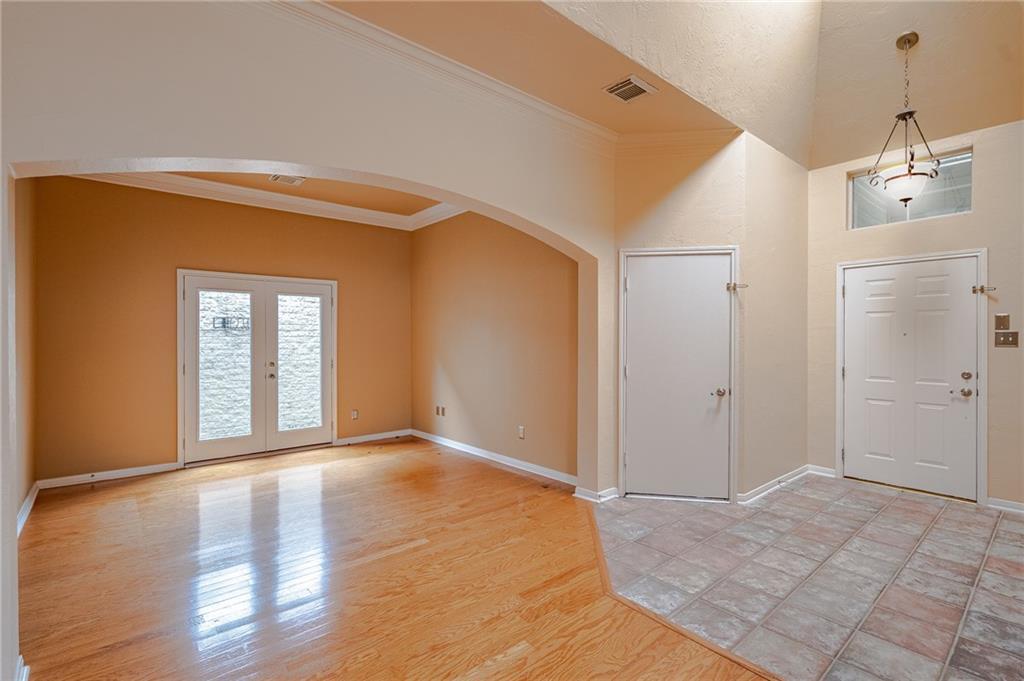27 Troon Dr Property Photo 5