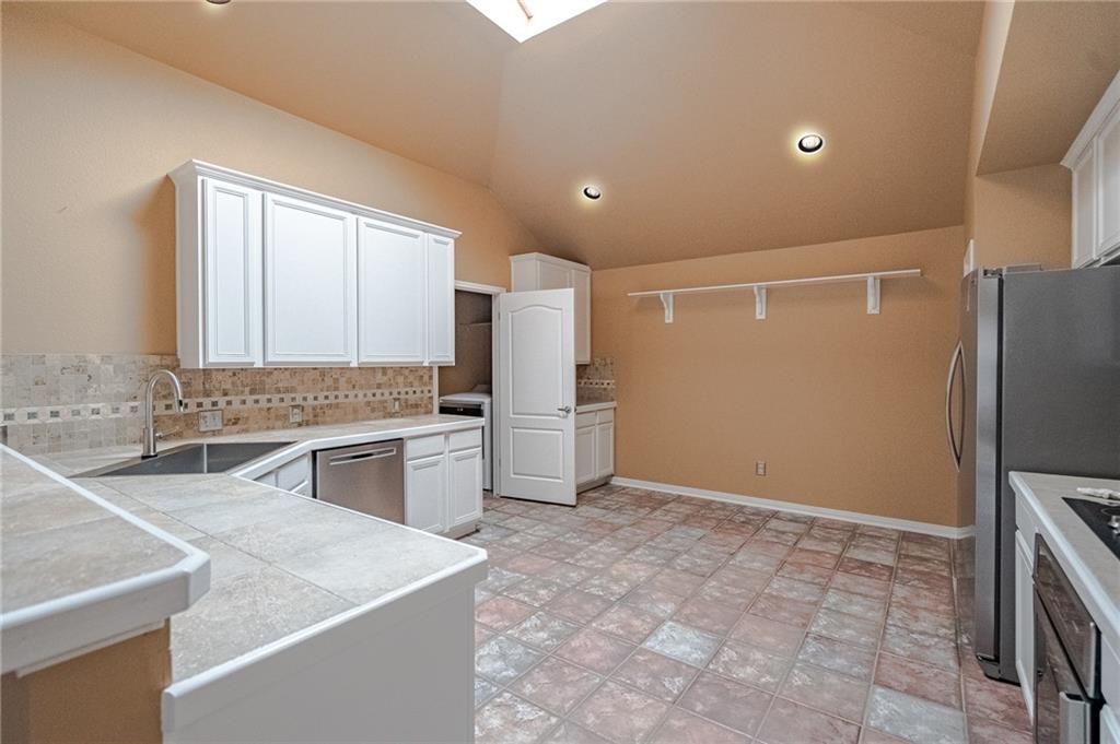27 Troon Dr Property Photo 14