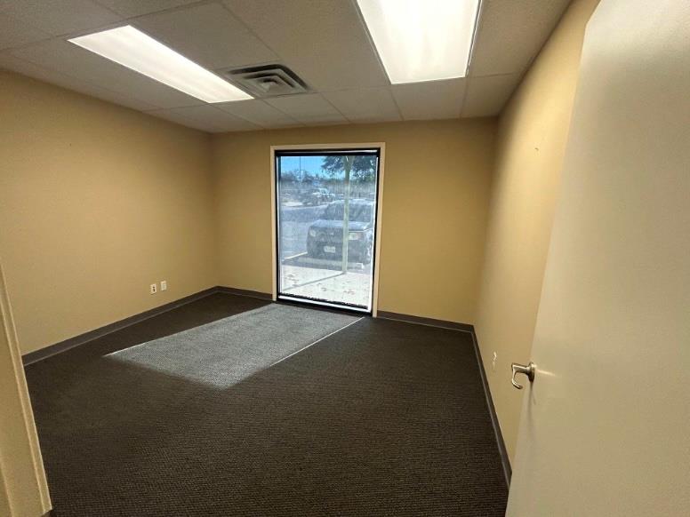 1110 W William Cannon Dr #building 1 Property Photo 8
