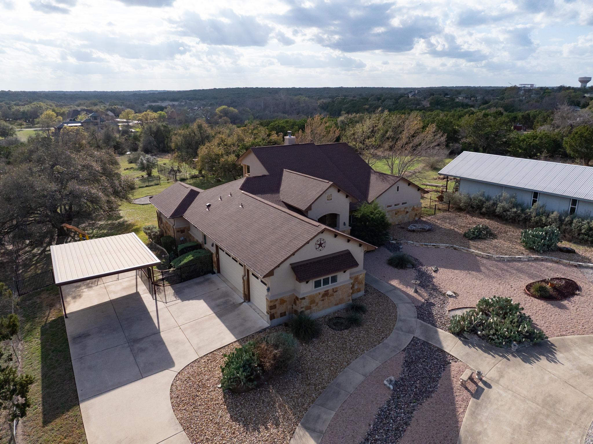 204 Skyline Rd Property Photo 4