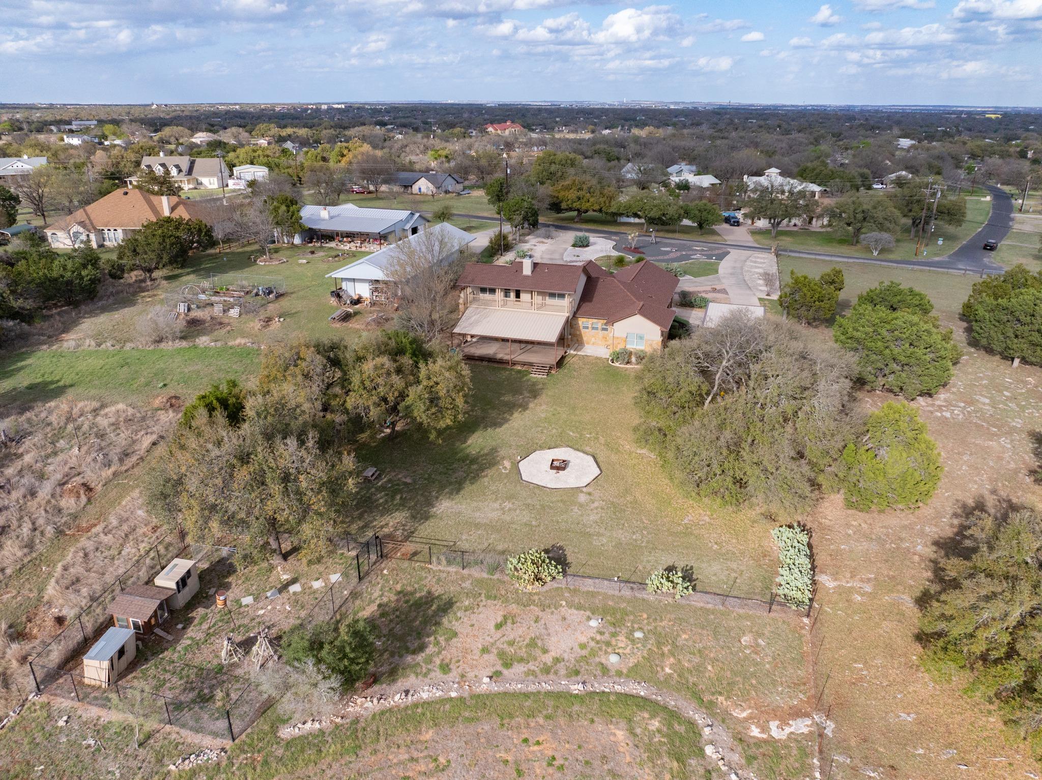 204 Skyline Rd Property Photo 6