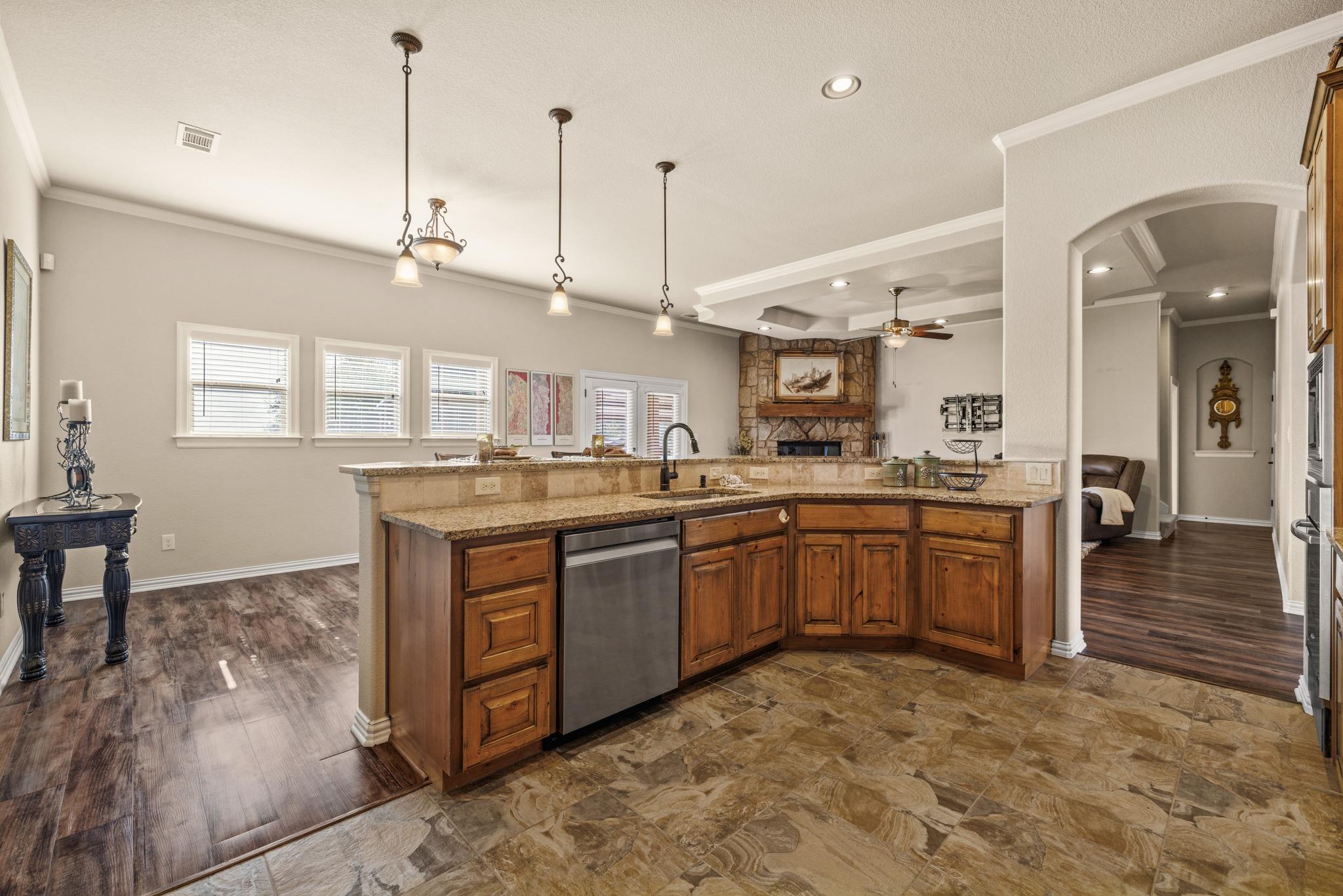 204 Skyline Rd Property Photo 18