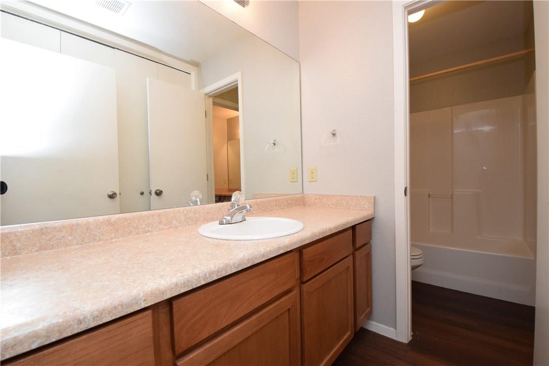 10811 Lanshire Dr #c Property Photo 9