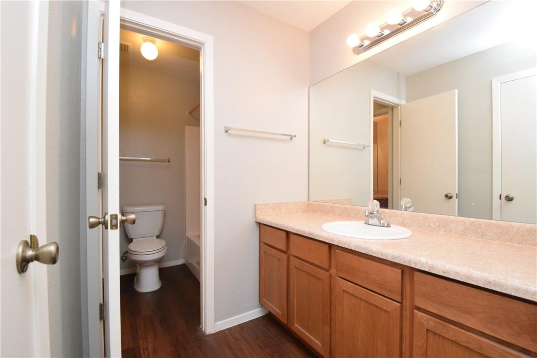 10811 Lanshire Dr #c Property Photo 12